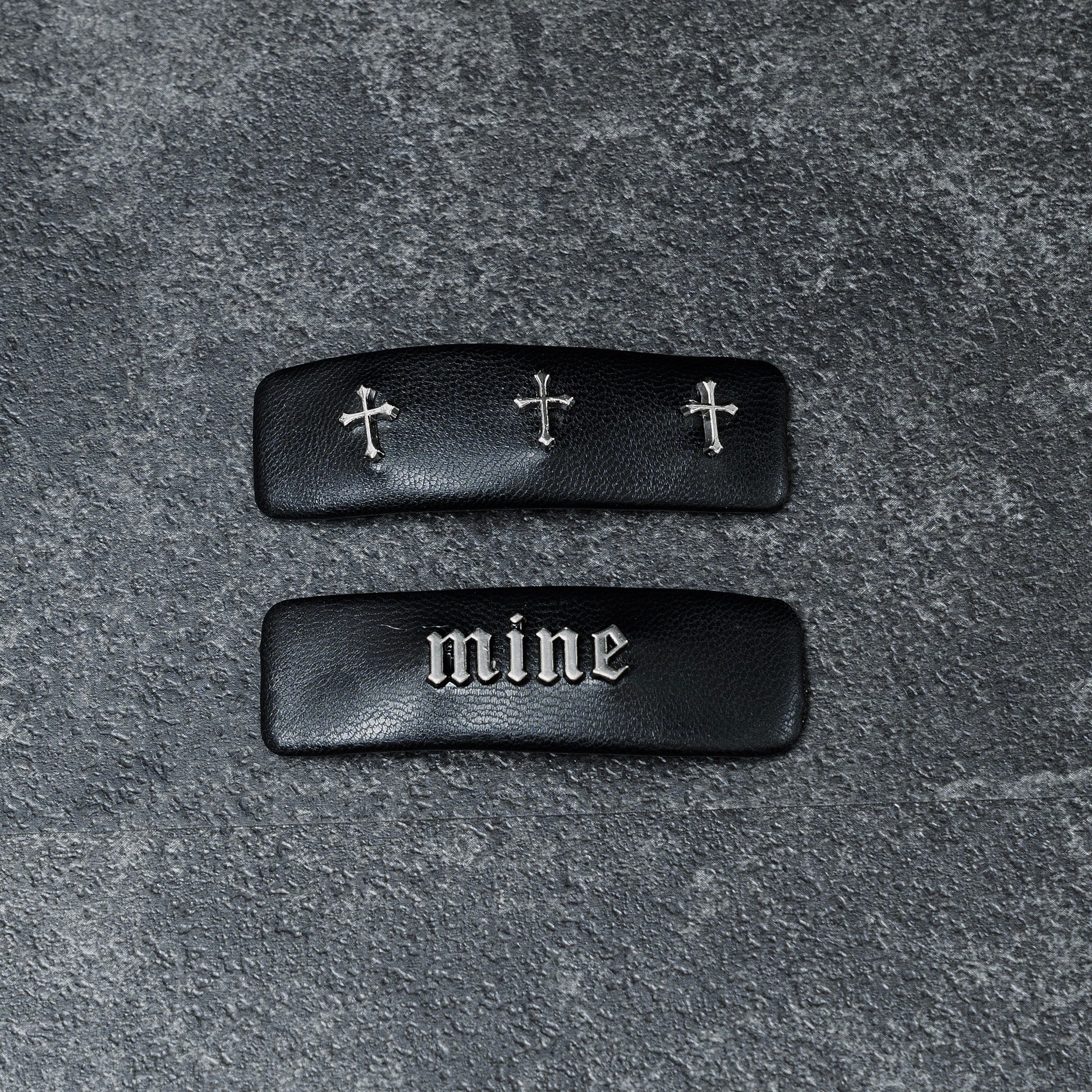 《mine》スクエア3連クロスクリップ