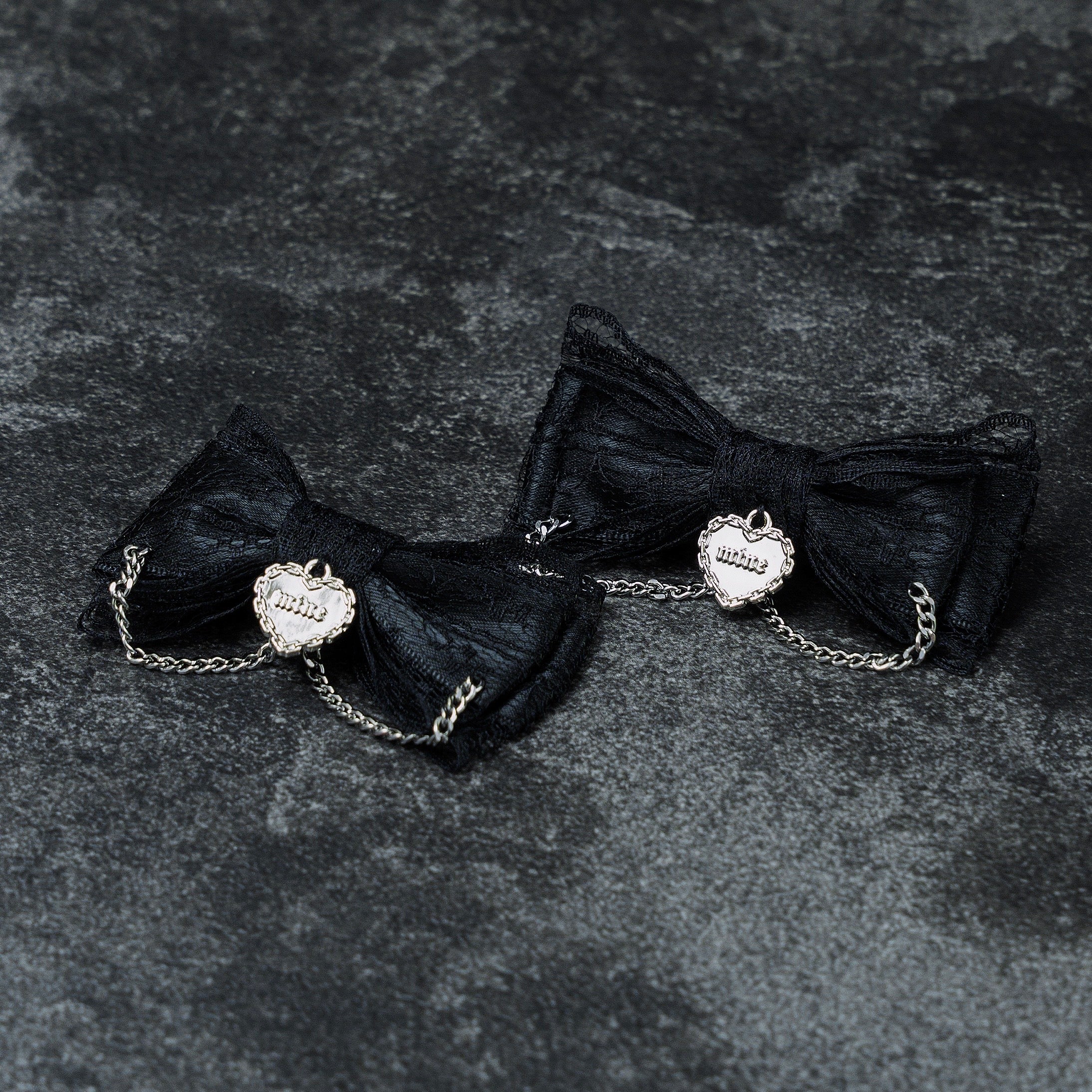 《mine》レースゴシックリボン