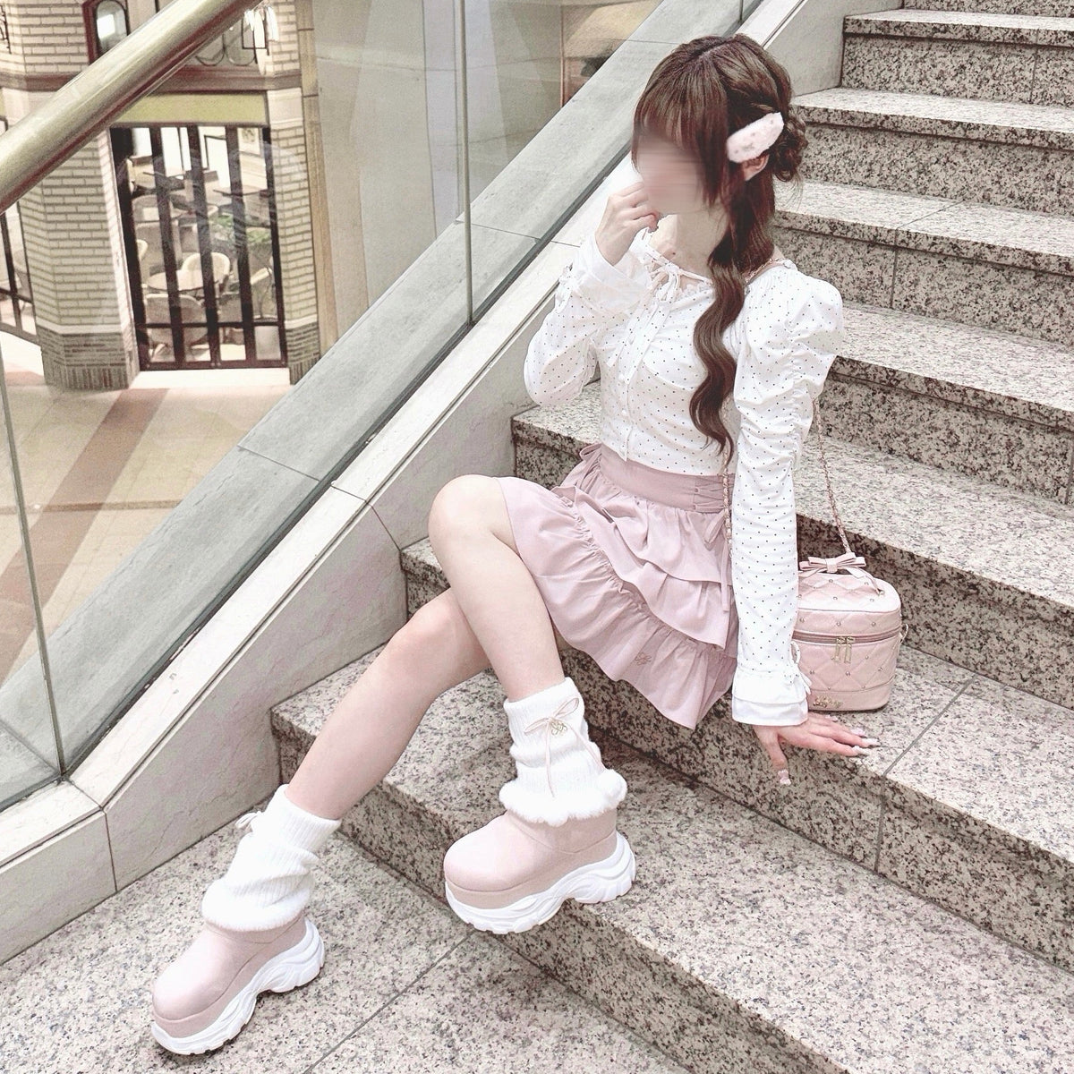 《LAFARY closet》ルーズニット厚底ブーツ