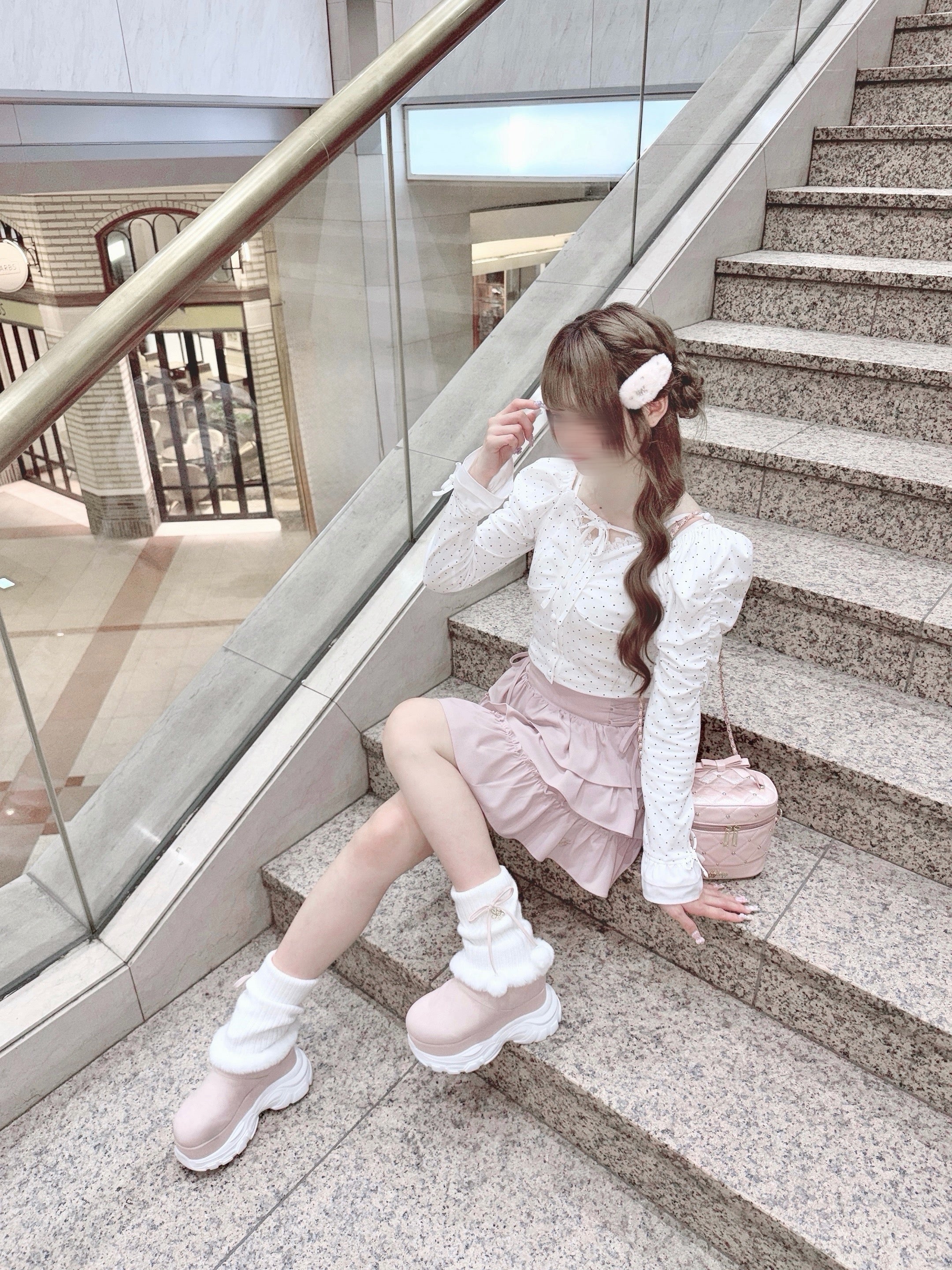 《LAFARY closet》ドットカットトップス