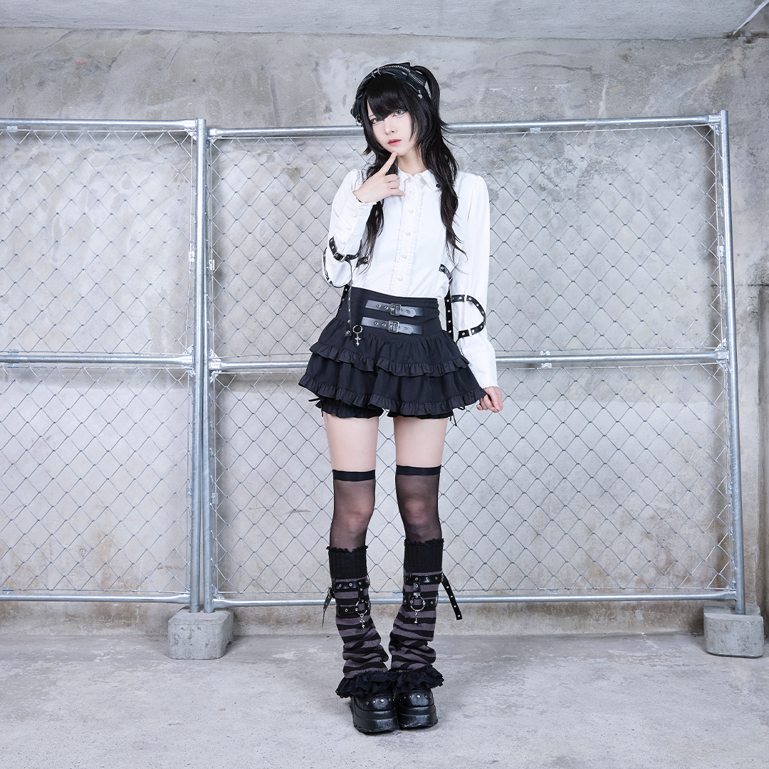 《mine》クロスチャームベルトスカパン