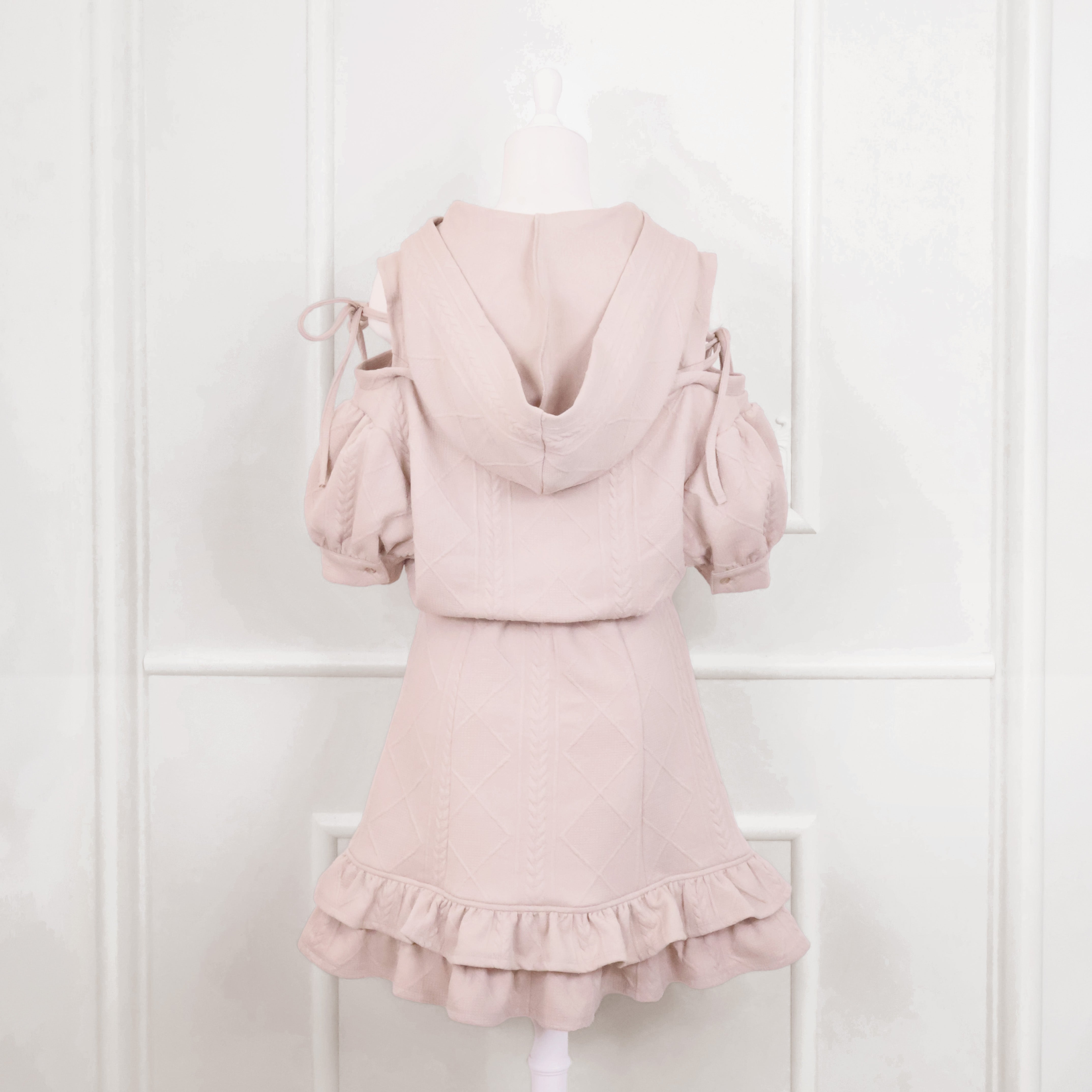 《LAFARY closet》エンブレムロゴパーカーワンピ