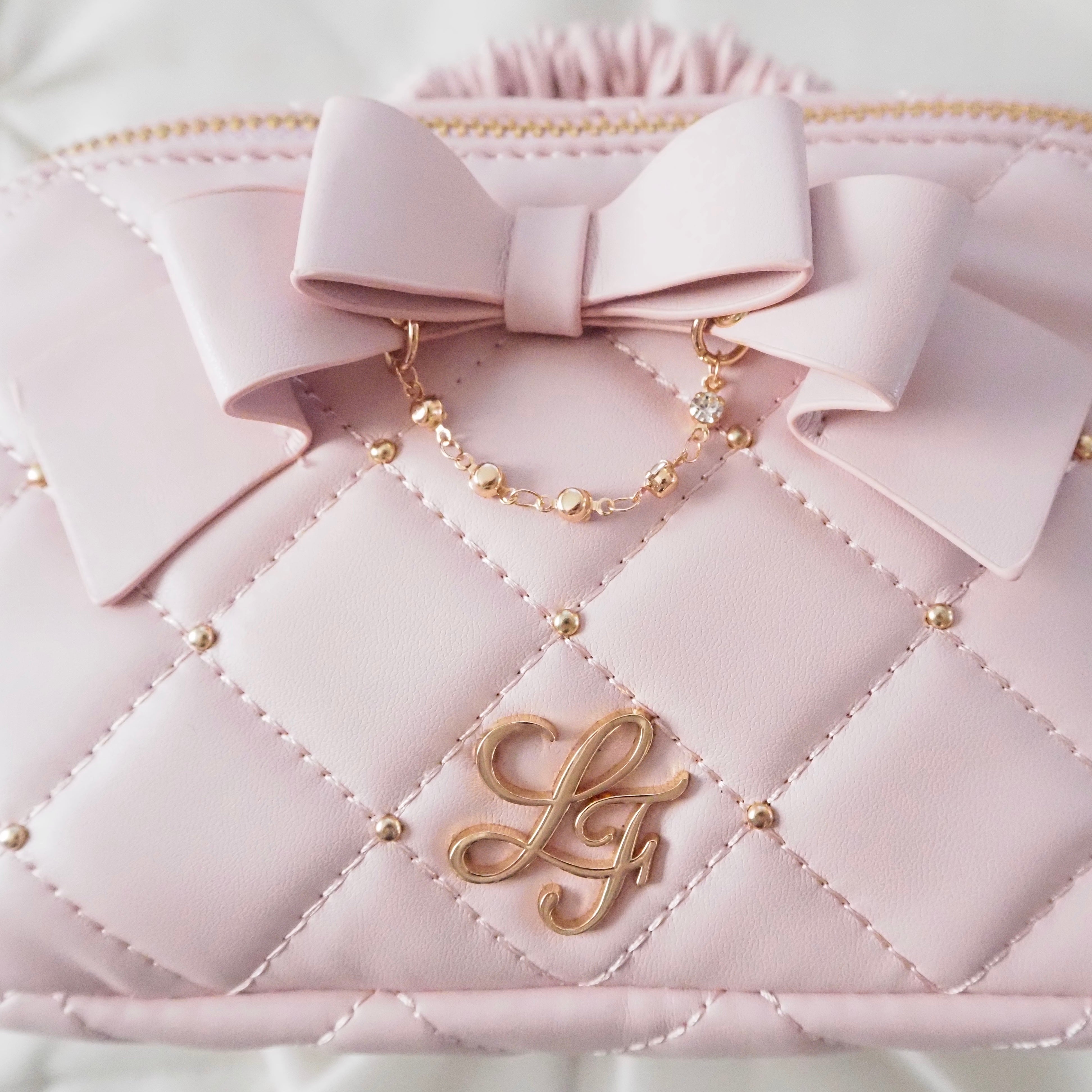 《LAFARY》キルティングメイクポーチ