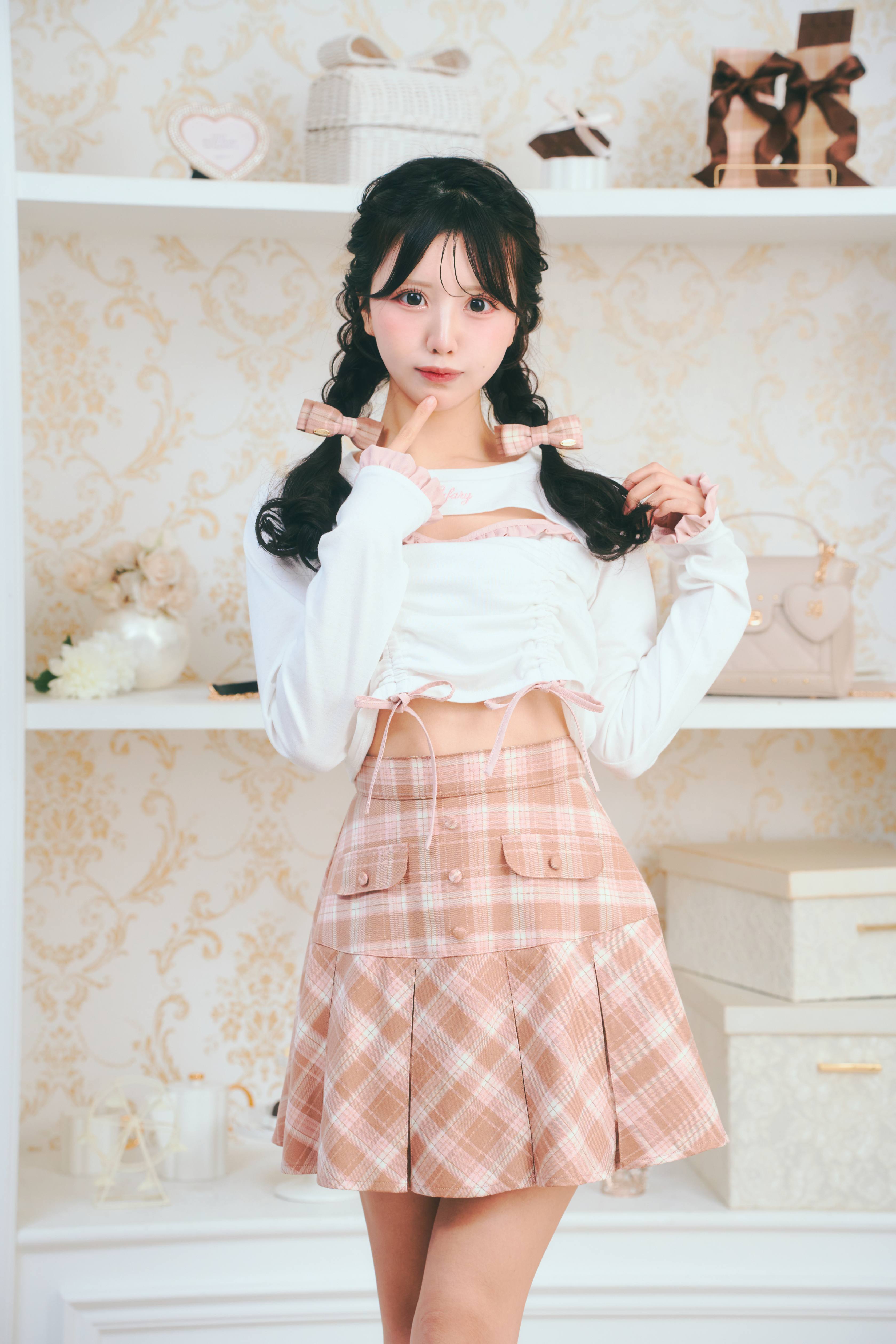 《LAFARY》ドロストリボントップス