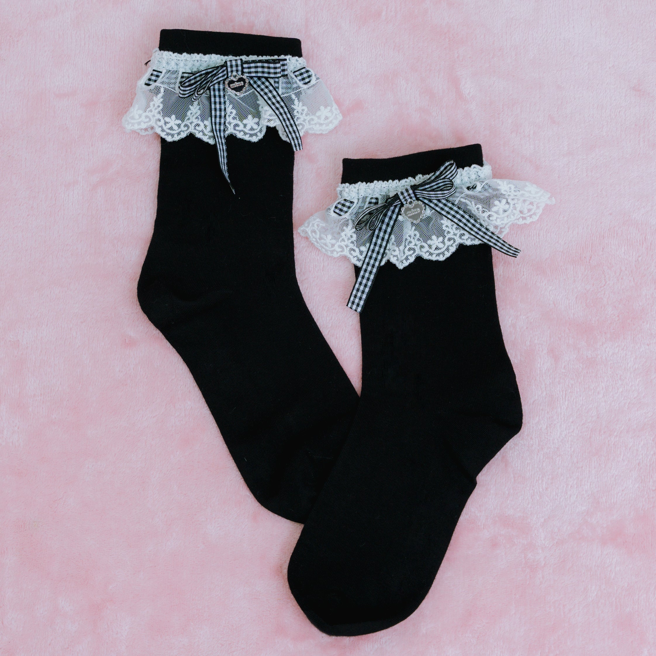 《mine》チェックチャーム付きソックス