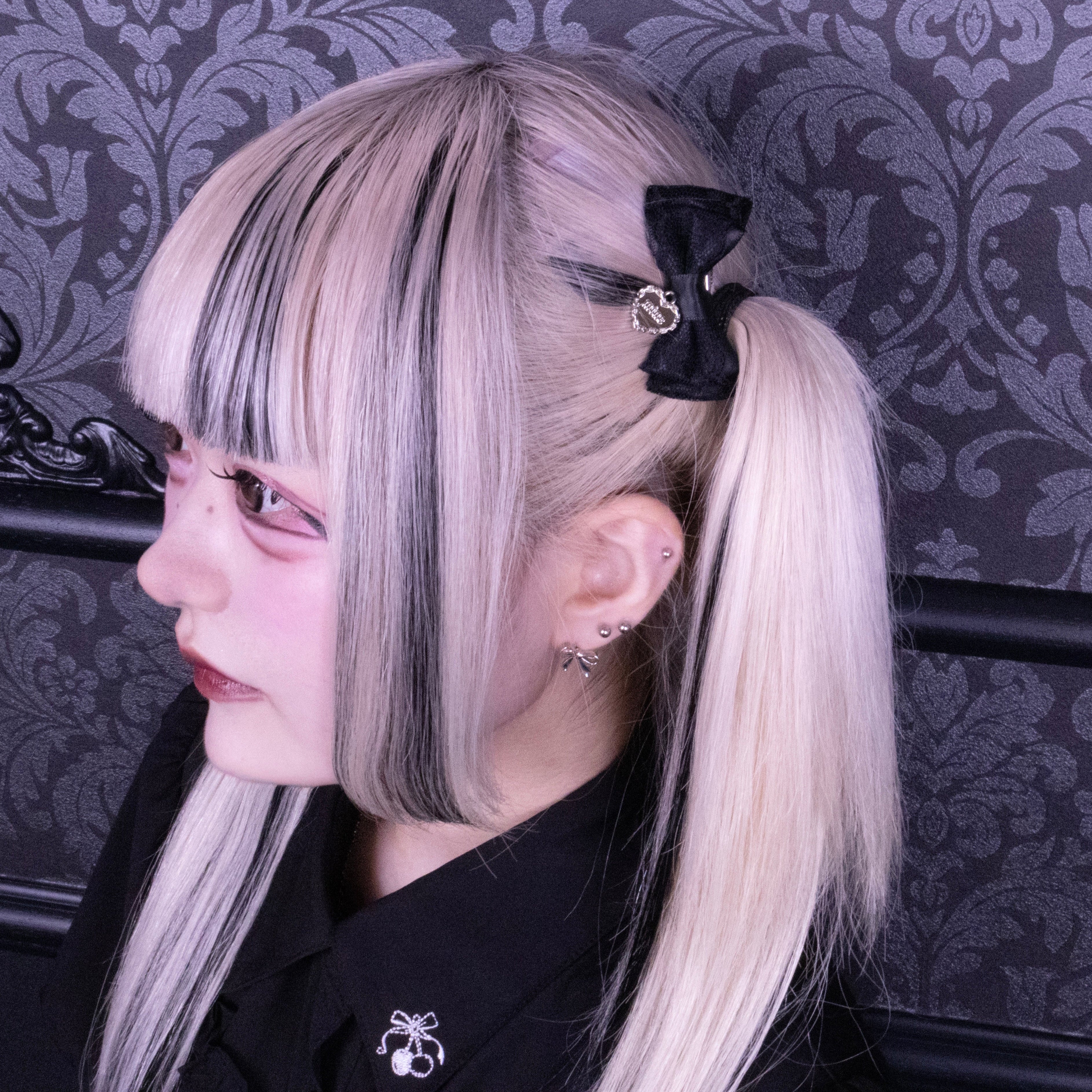 《mine》ハートレースリボン