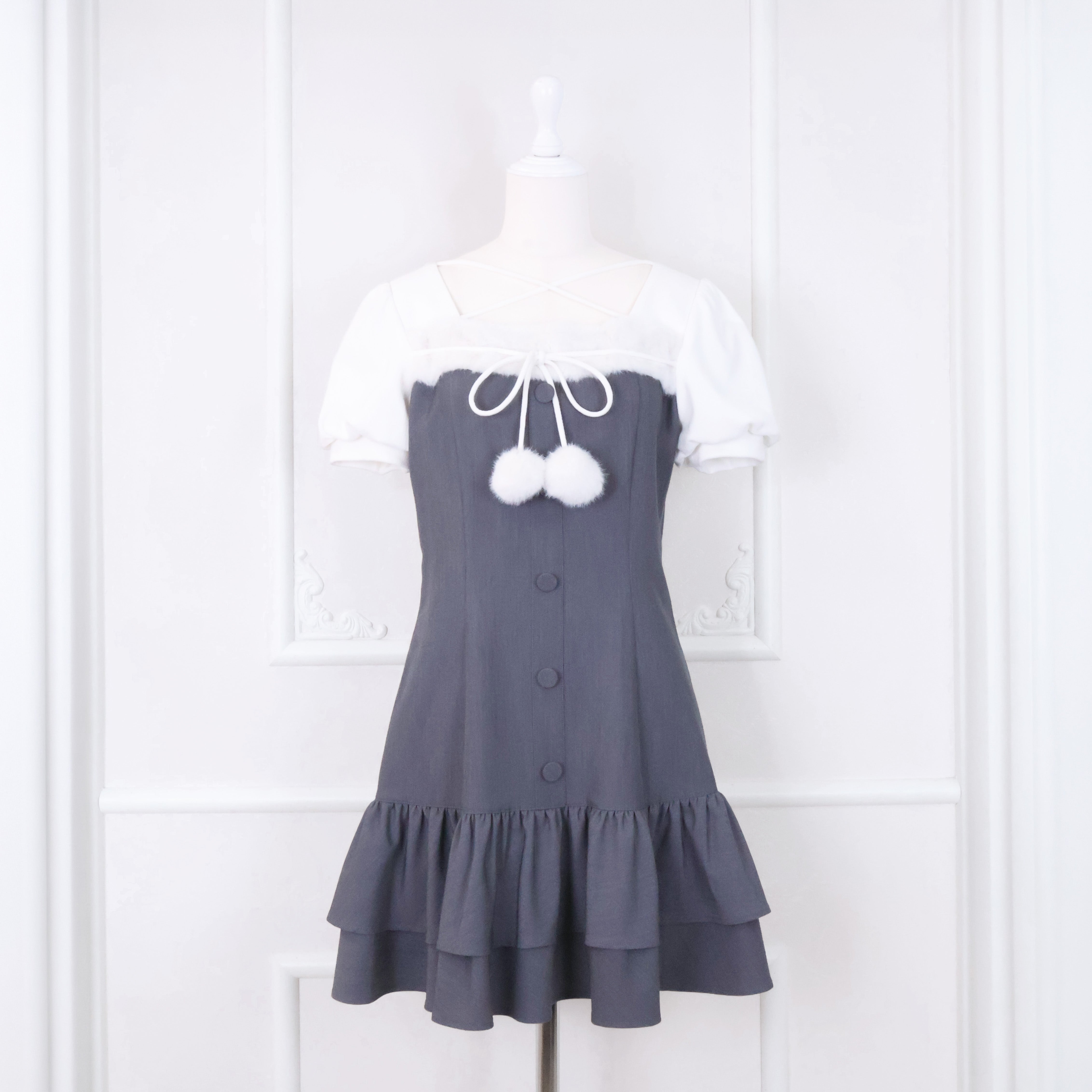 《LAFARY closet》ポンポンティアードワンピース