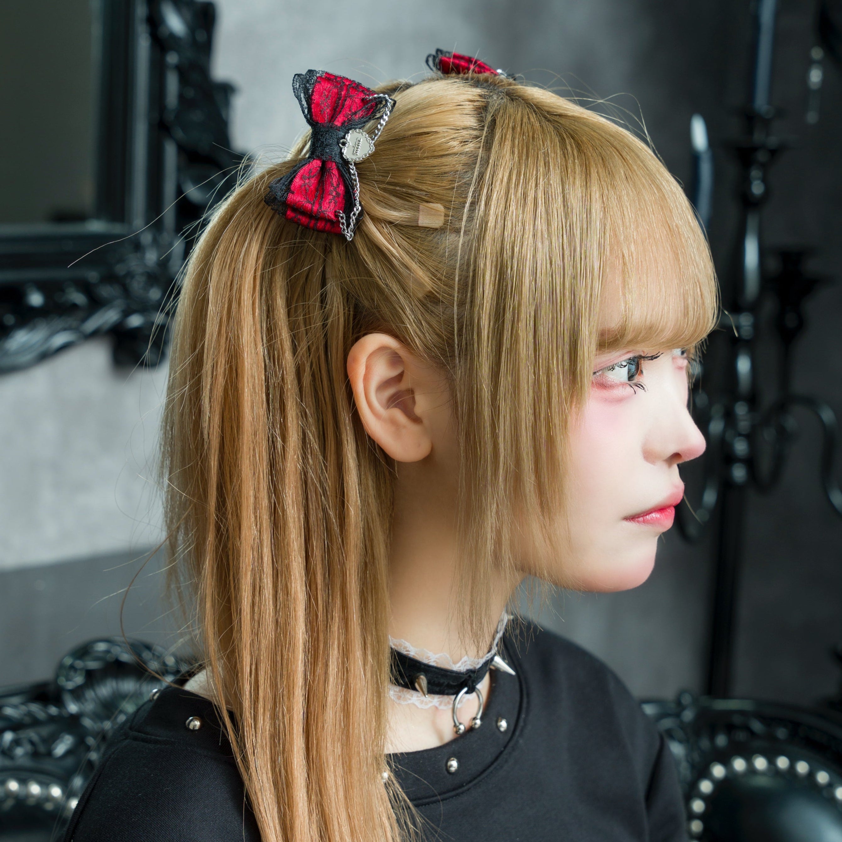 《mine》レースゴシックリボン