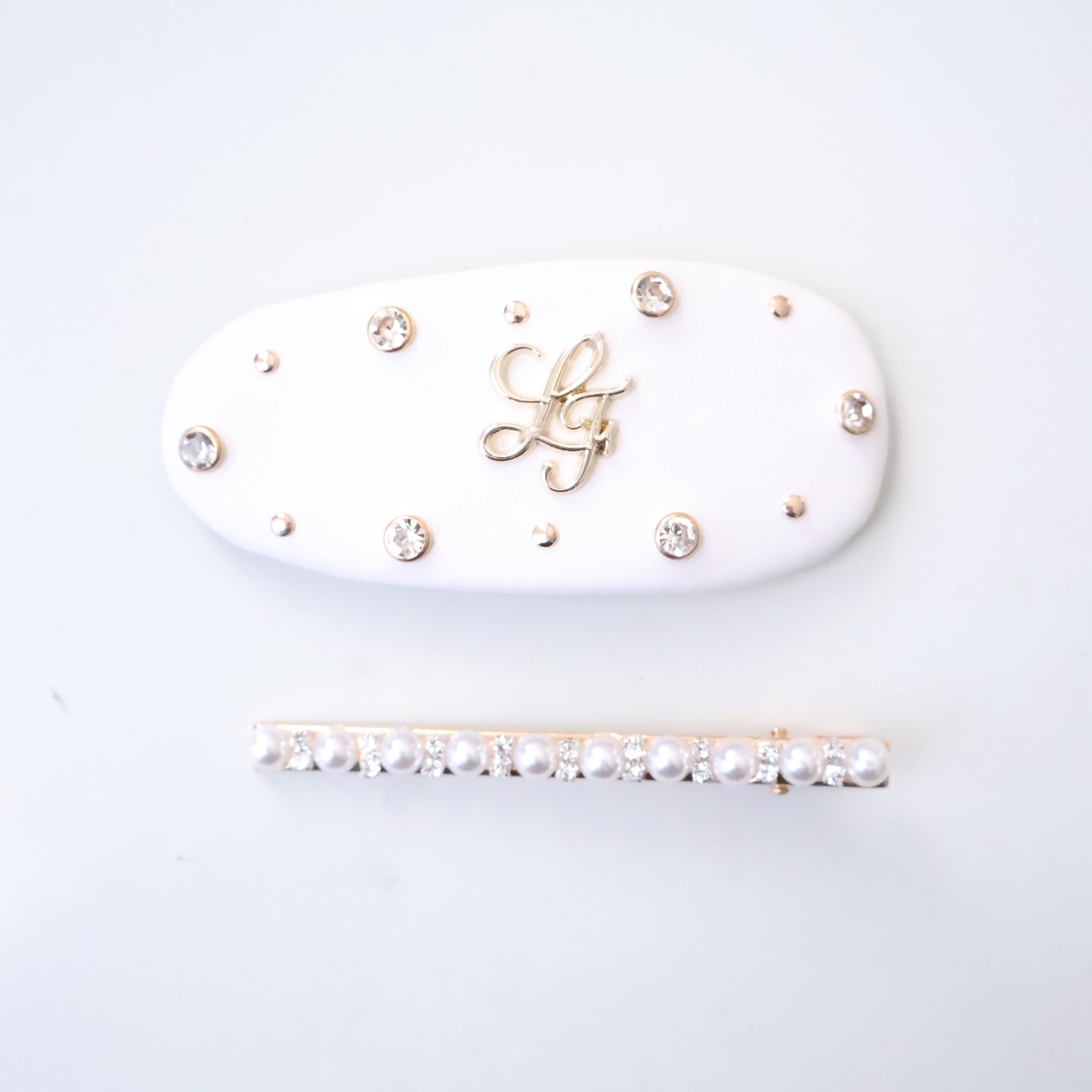 《LAFARY》合皮ロゴヘアピン