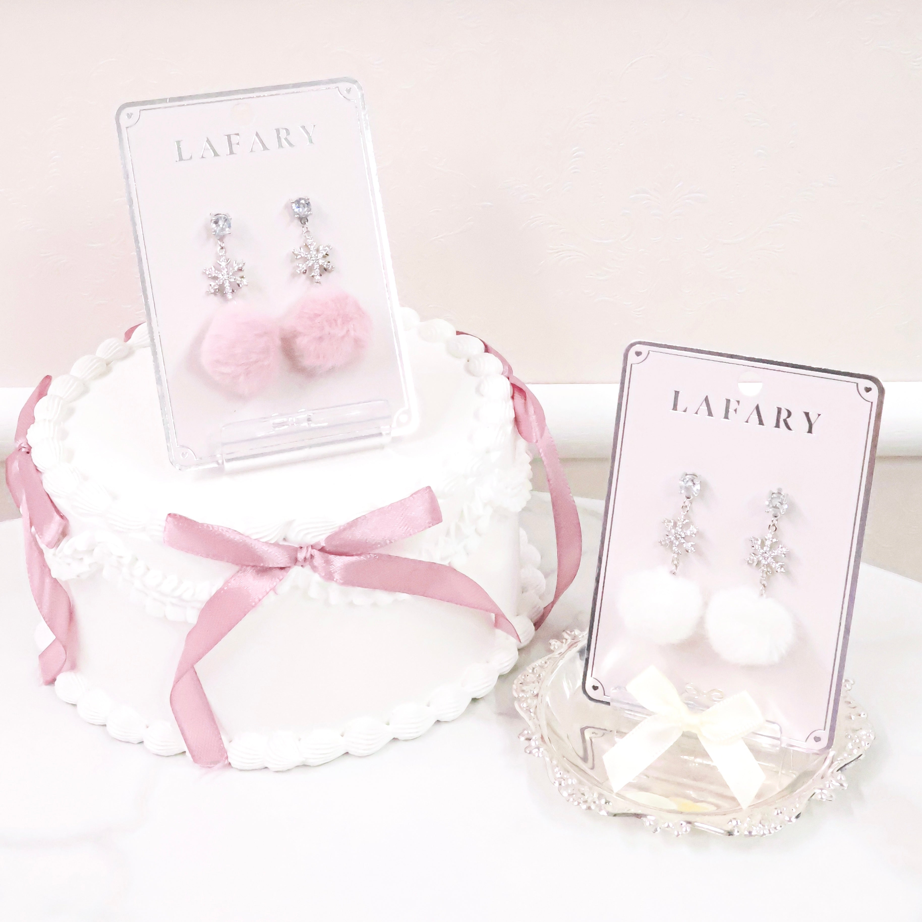 《LAFARY》フロスティファーピアス