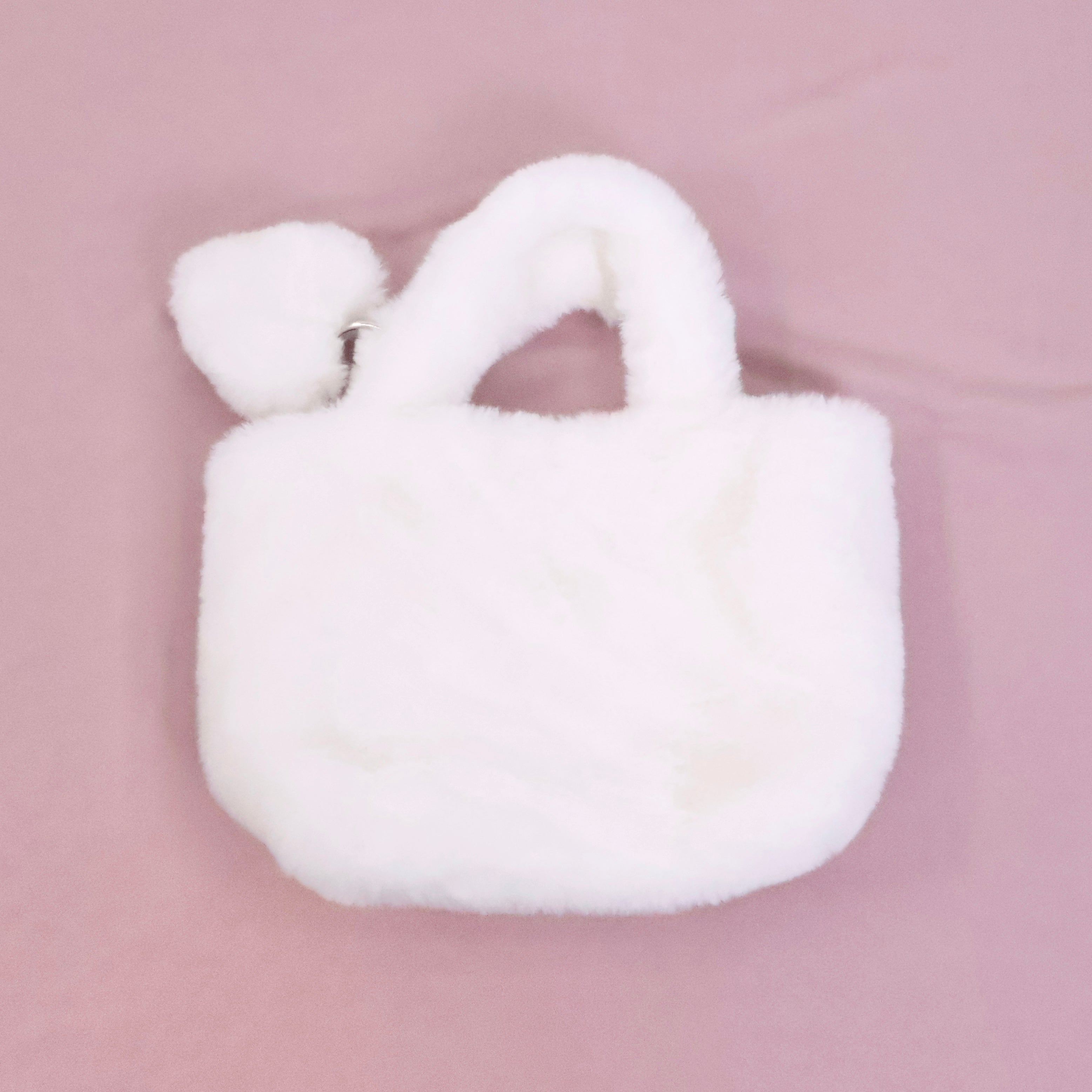 《LAFARY》ブローチ付きファーバッグ