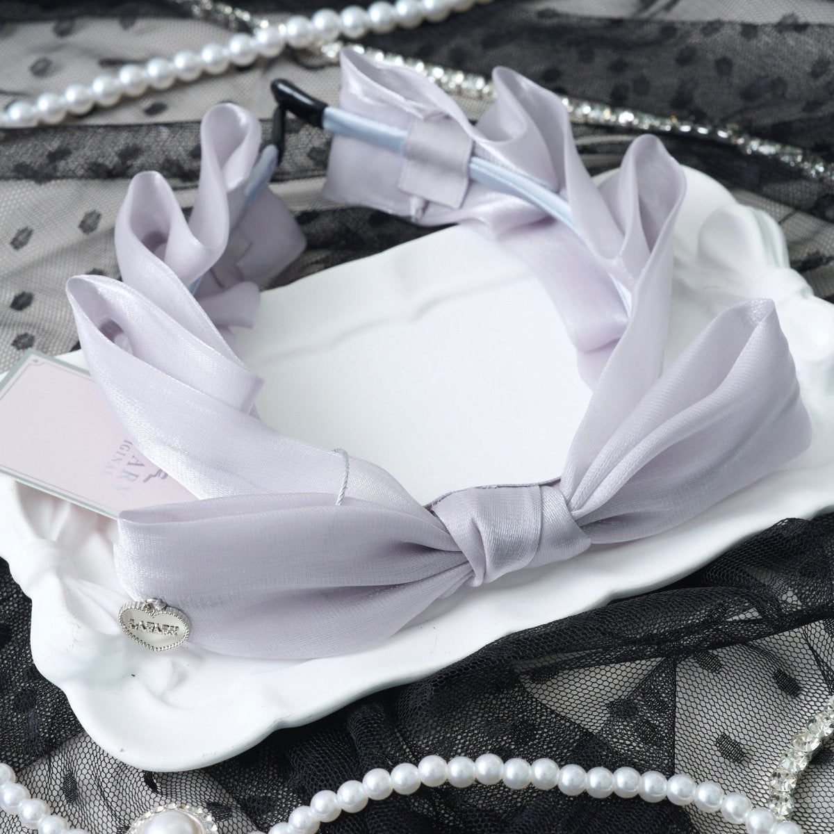 《LAFARYオリジナル》サテンオーガンジーリボンカチューシャ - LAFARY ONLINE