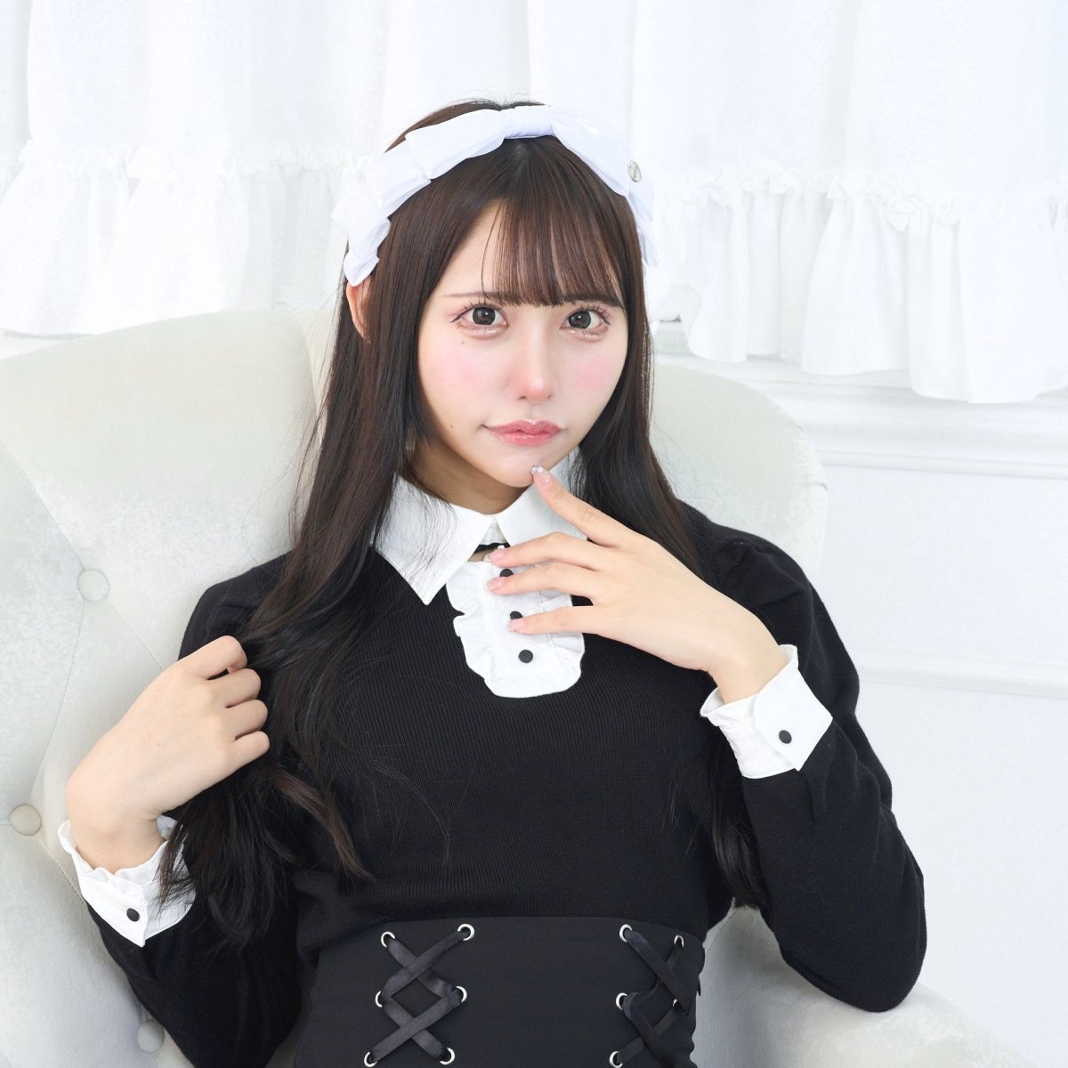 《LAFARYオリジナル》サテンオーガンジーリボンカチューシャ - LAFARY ONLINE