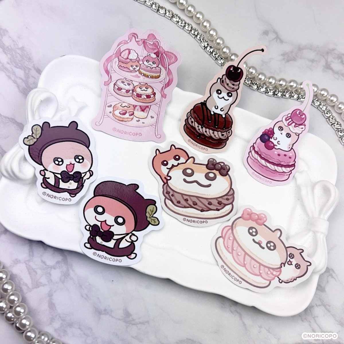 《クソハムちゃん×LAFARY》スイ~ツでちゅ!ステッカー - LAFARY ONLINE