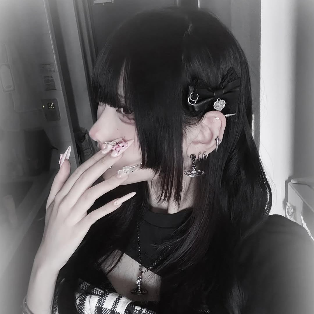 《mine》レザーフリルリボン