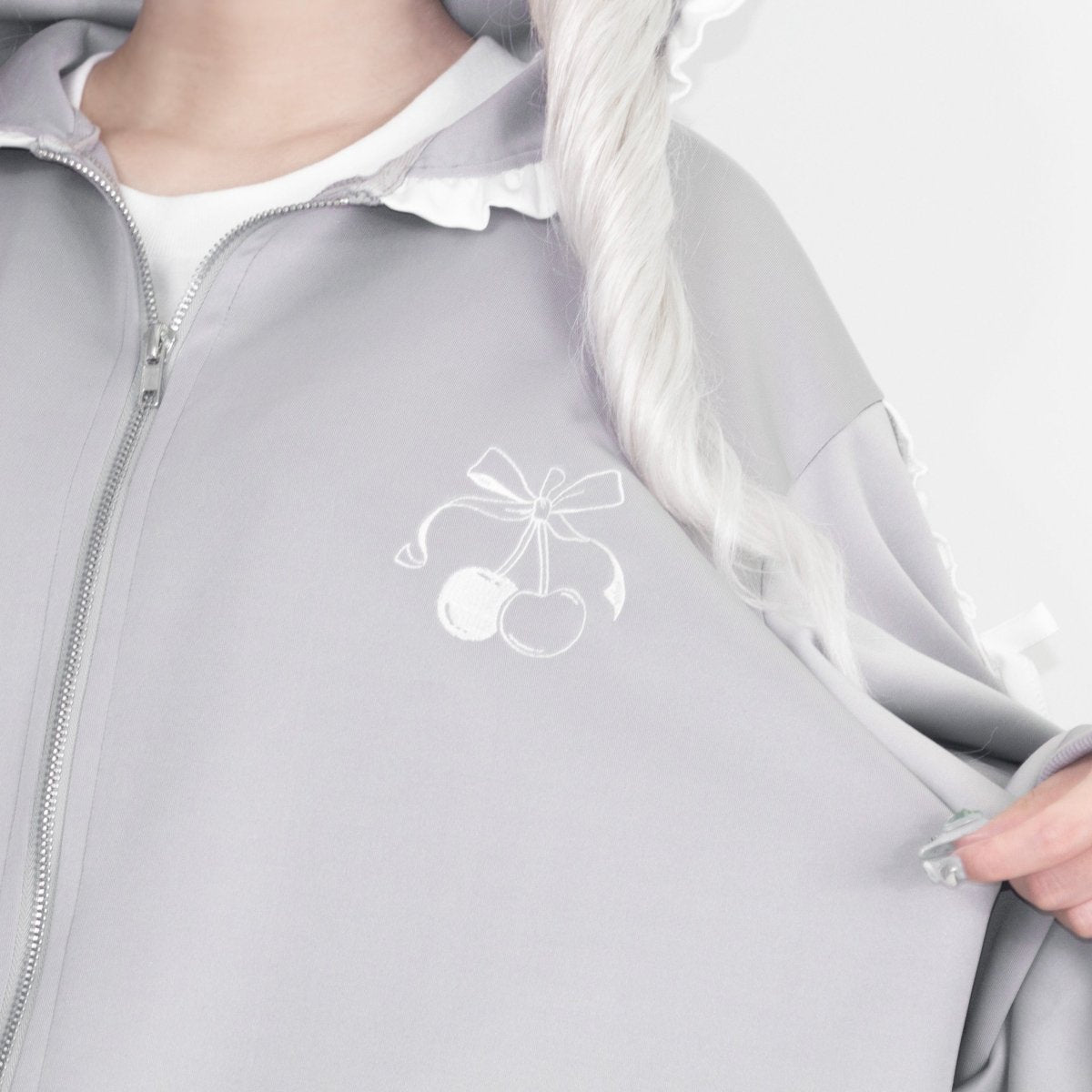 【Melsick】フリルラインリボンパーカー - Gray - LAFARY ONLINE