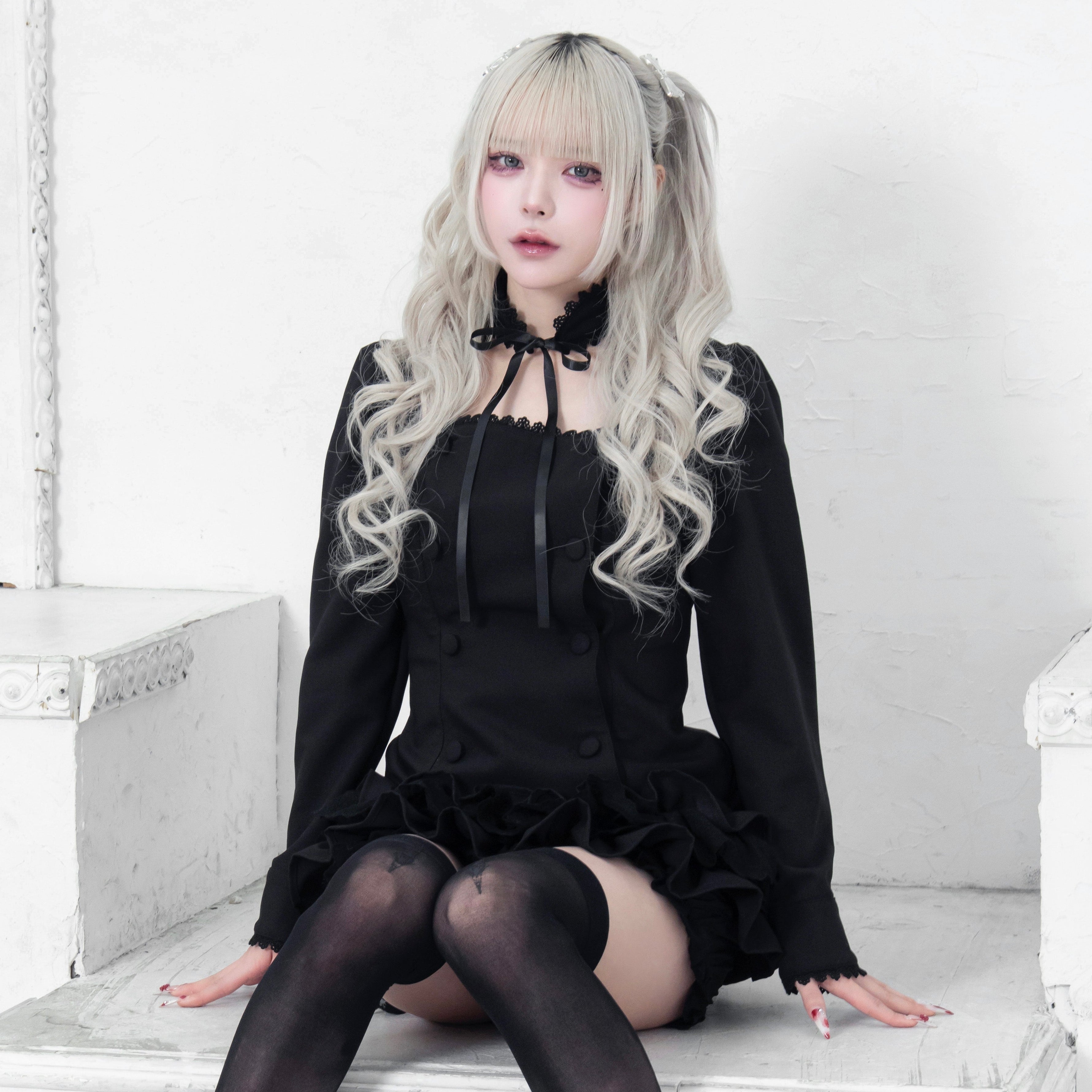 《mine》ダブルボタンスクエアブラウス