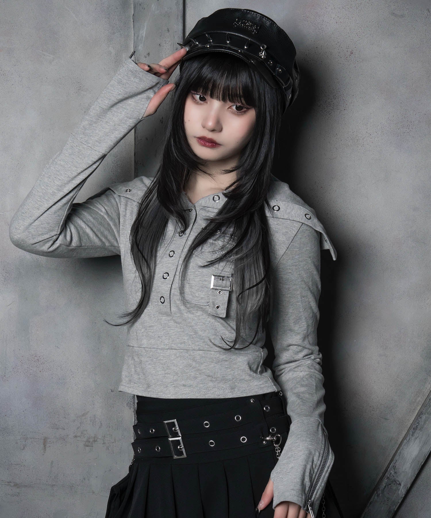【LAZY SLAY】セーラージップトップス