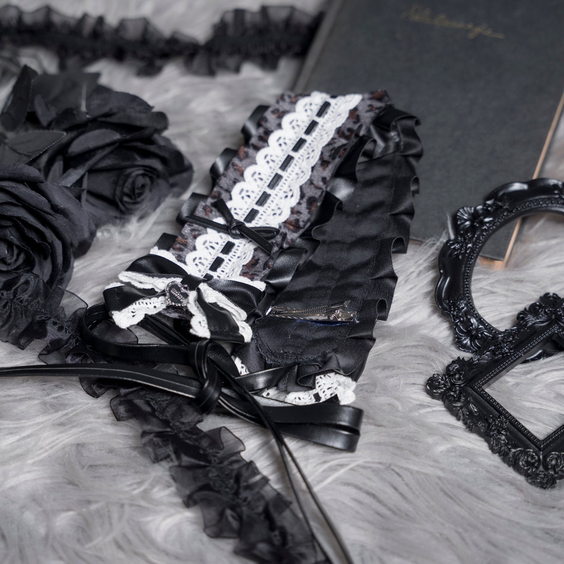 《mine》ハシゴレースヘッドドレス