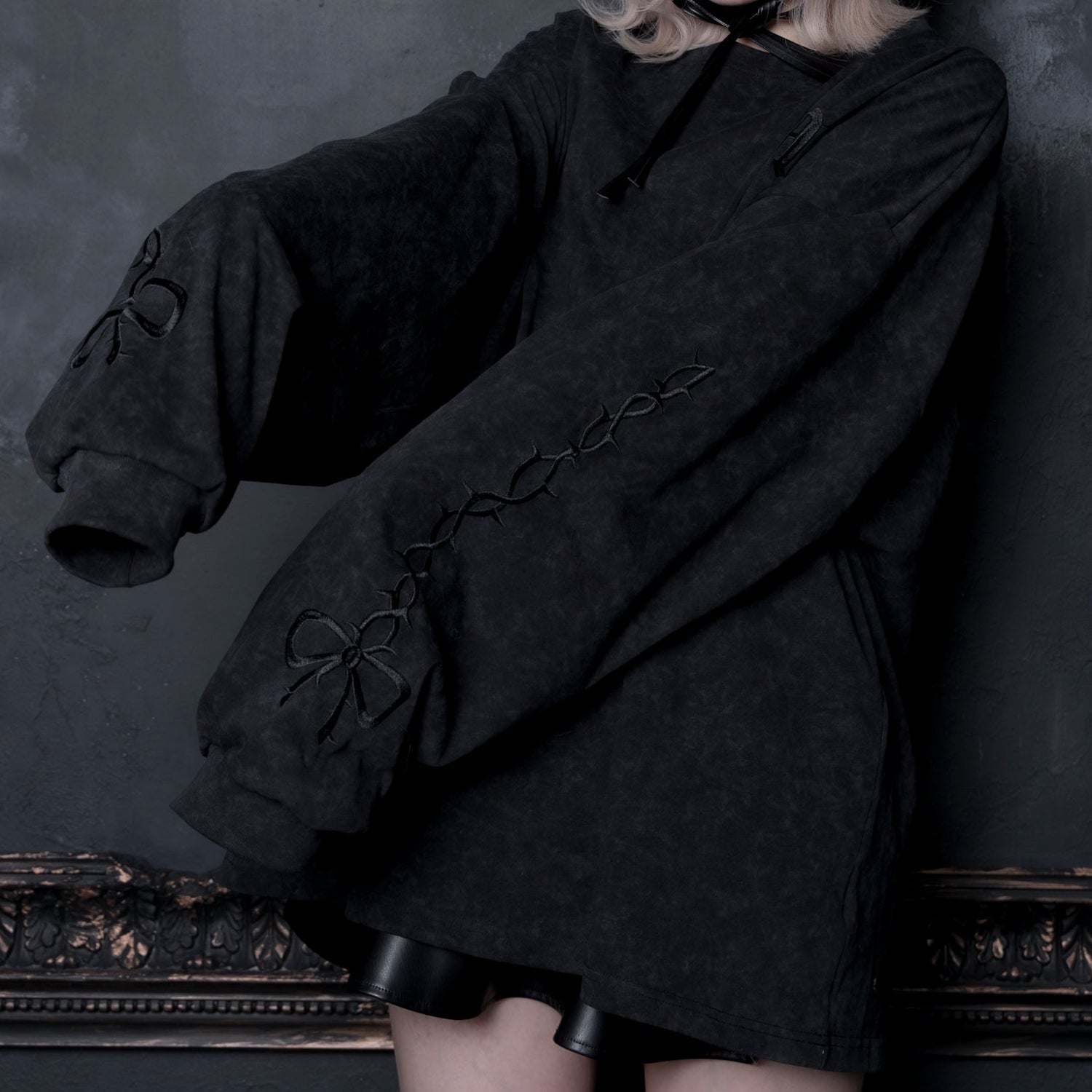 mine》Sweet Suffering刺繍ロングTシャツ- LAFARY ONLINE