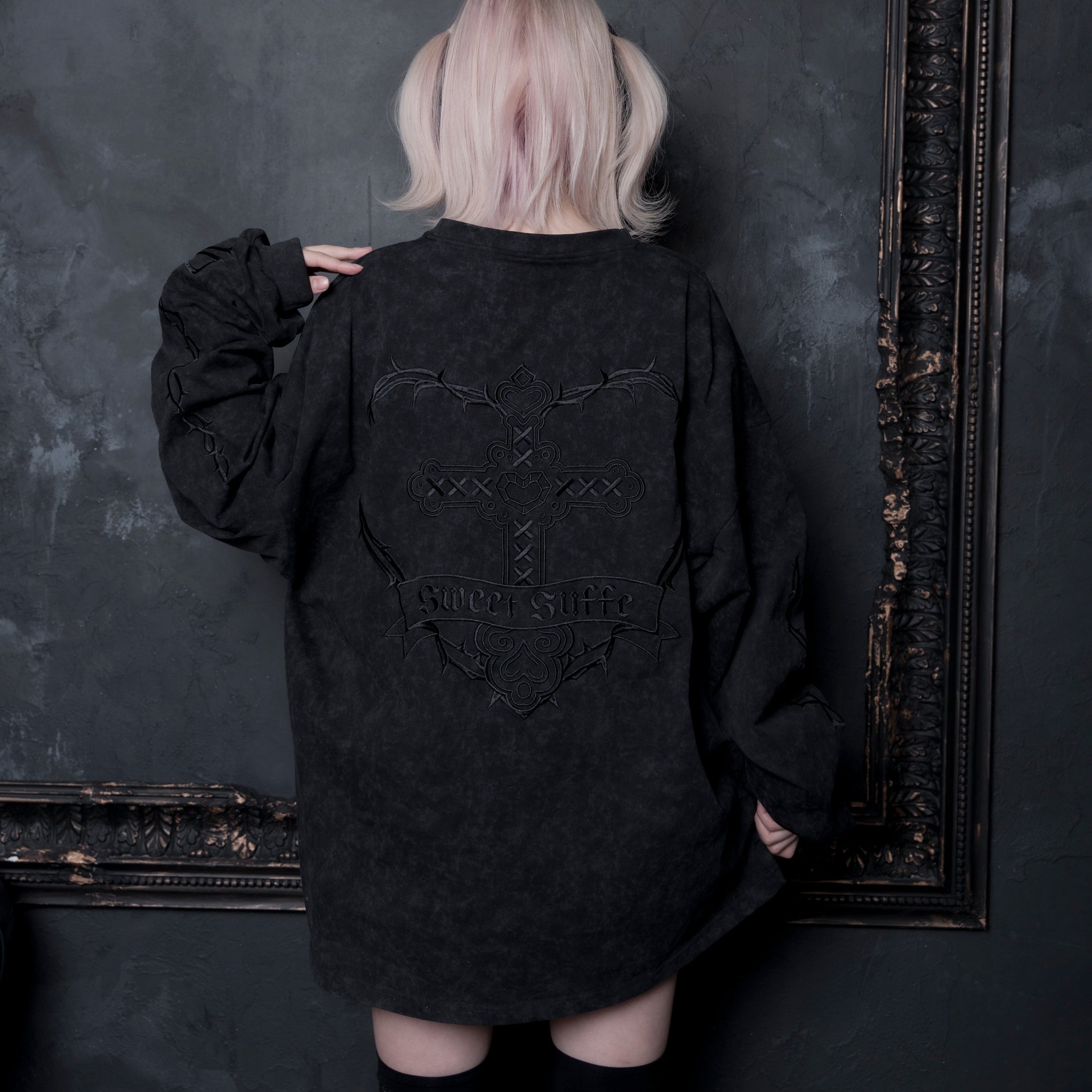 mine》Sweet Suffering刺繍ロングTシャツ- LAFARY ONLINE