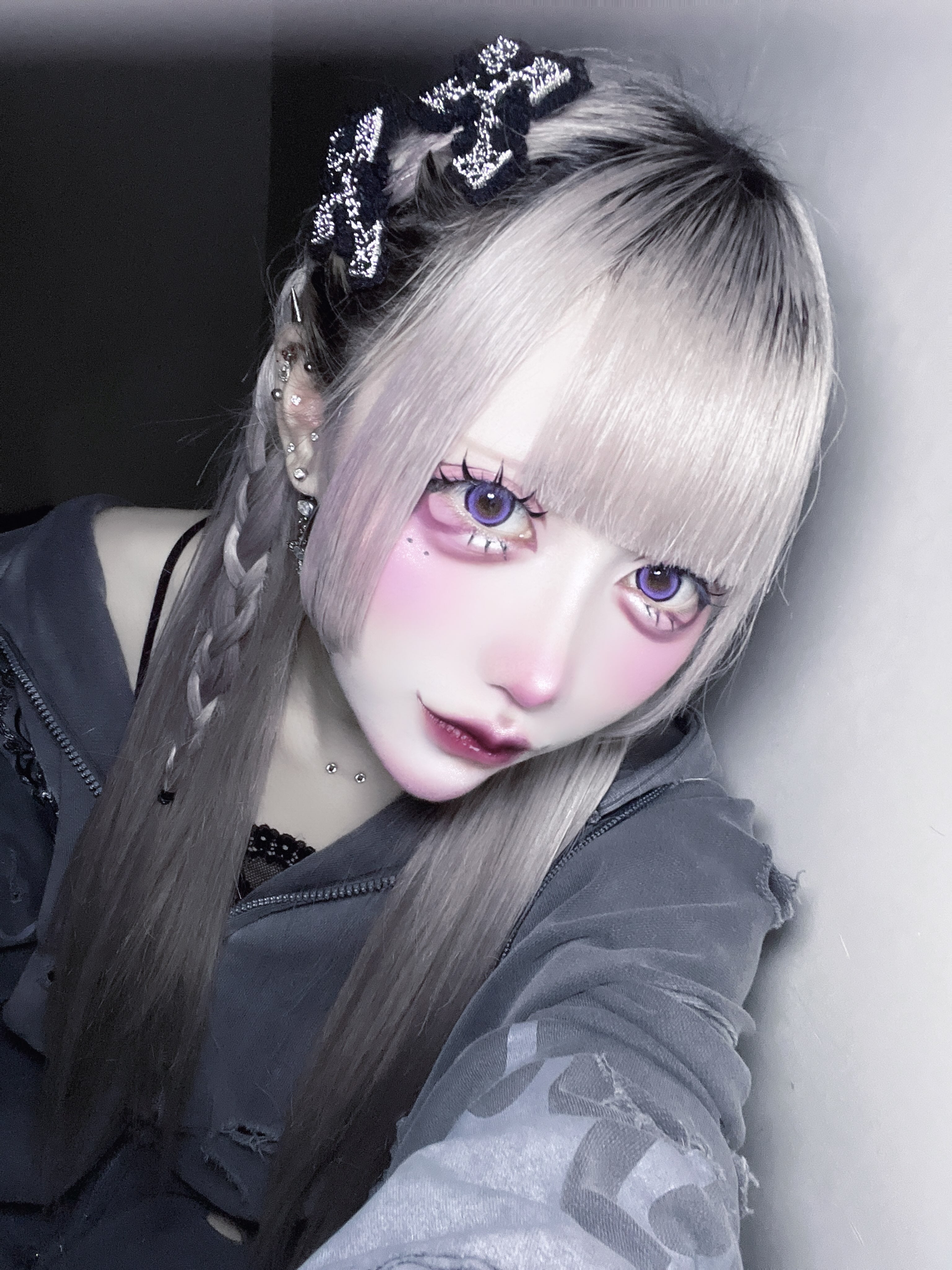 《mine》レースゴシッククロスシルバークリップ