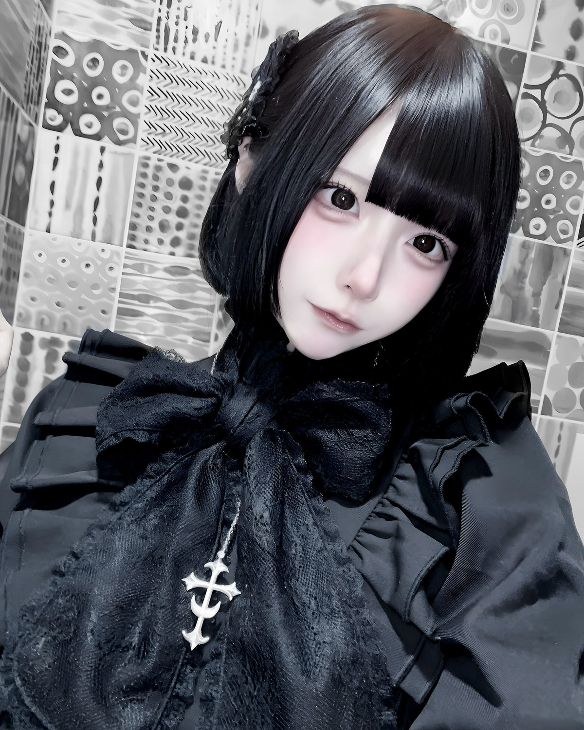 《mine》ムーンクロスネックレス