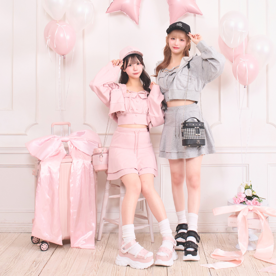 《LAFARY closet》ギンガム合皮バニティバッグ