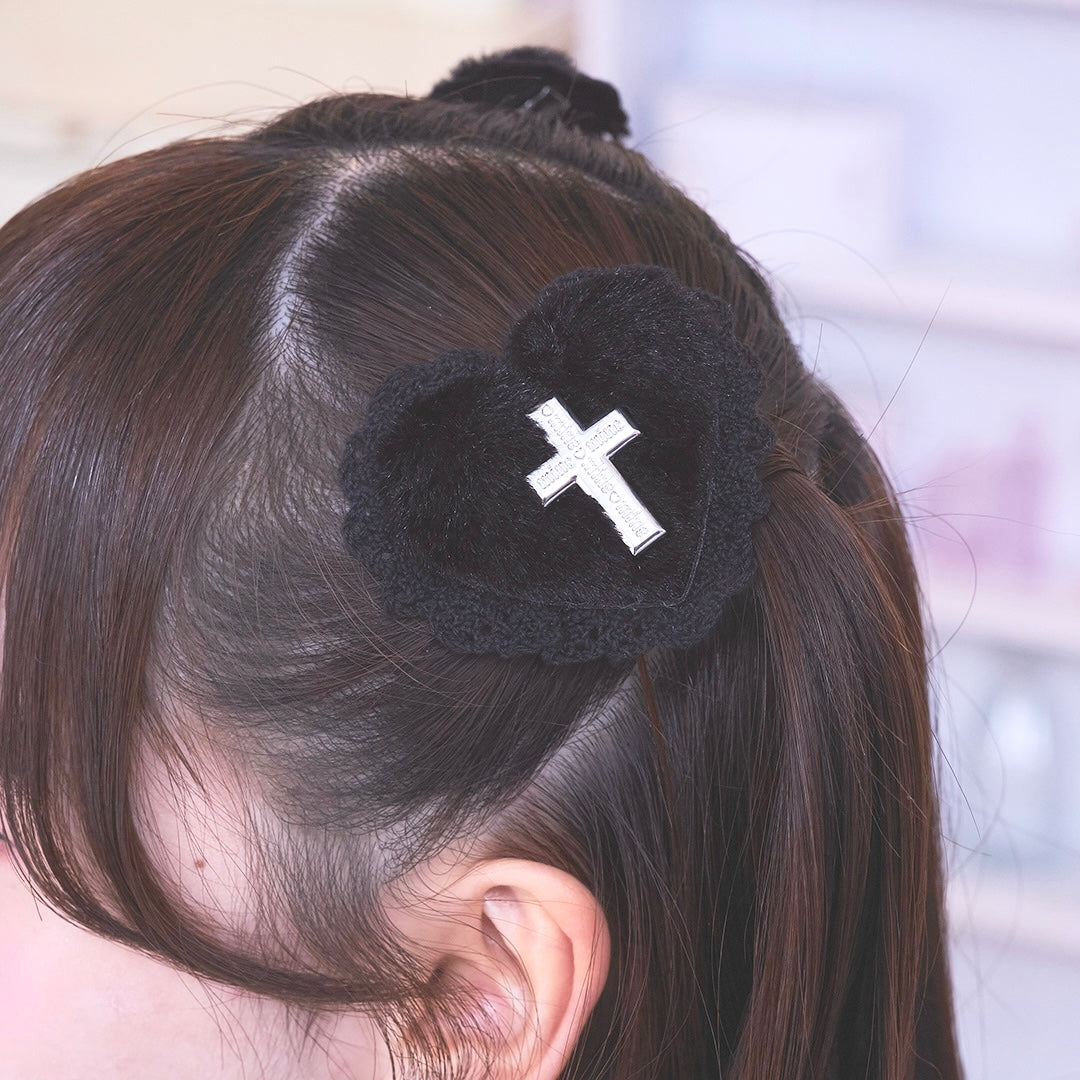 《mine》ハートファーヘアクリップ
