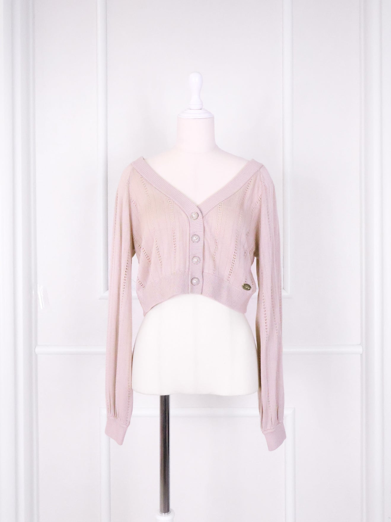 《LAFARY》ロゴプレート付きカーディガン