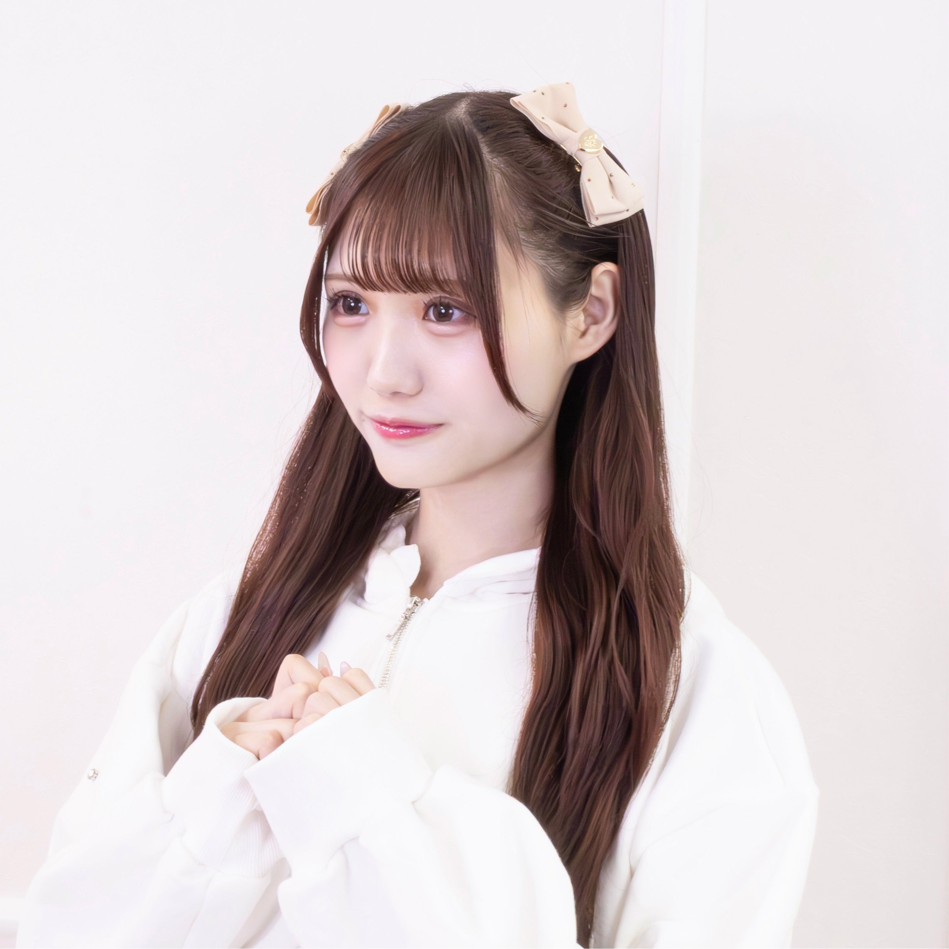 《LAFARYオリジナル》ゴールドスタッズミニリボン