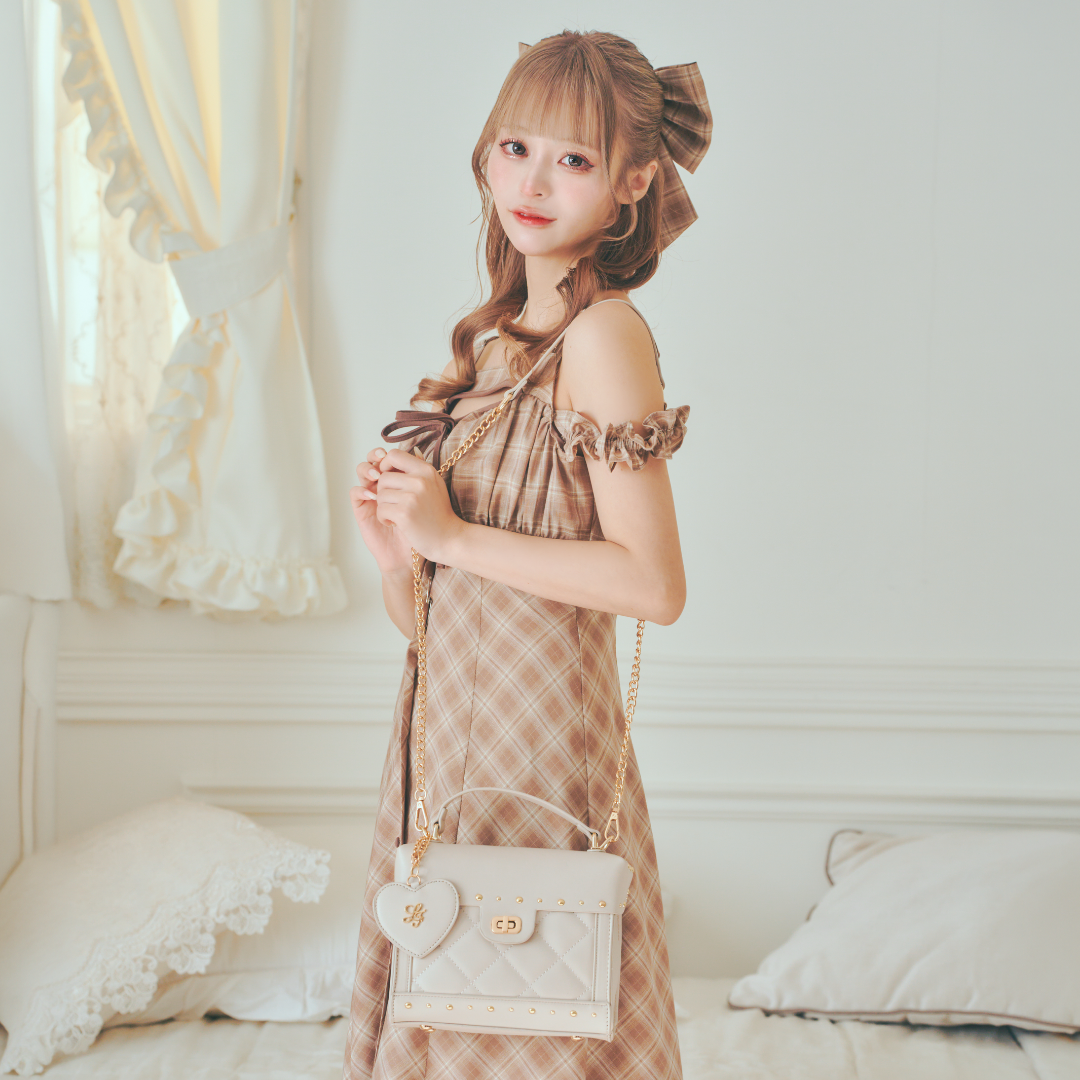 《LAFARY》スタッズキルティングバッグ