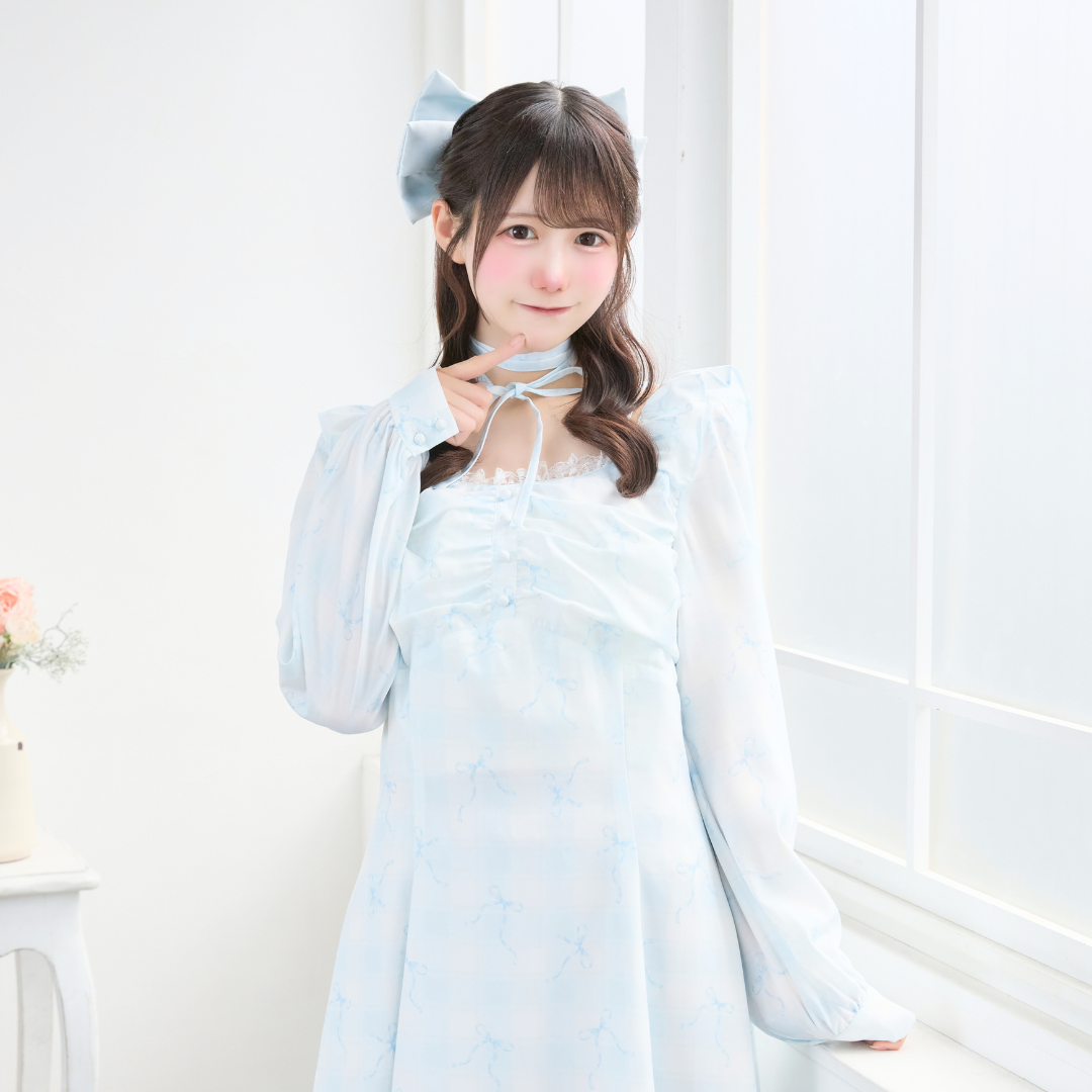 《LAFARY closet》ビジューサテンリボンバレッタ