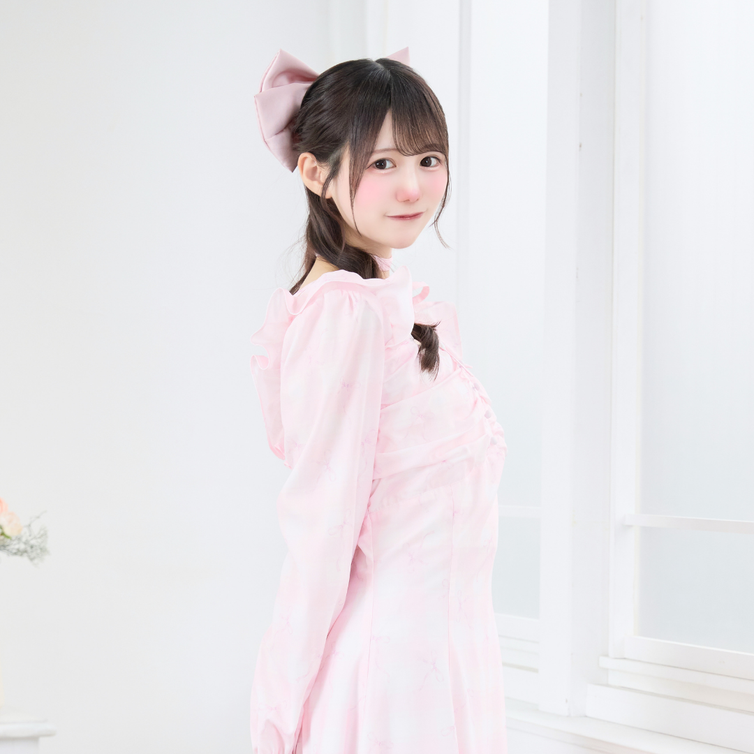 《LAFARY closet》ビジューサテンリボンバレッタ