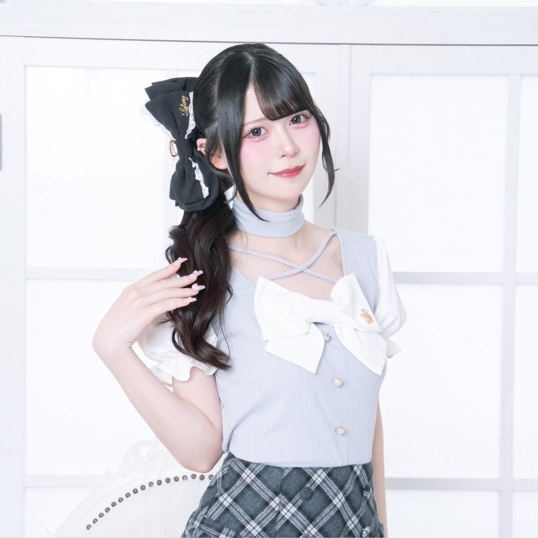 《LAFARY closet》リボンリブトップス