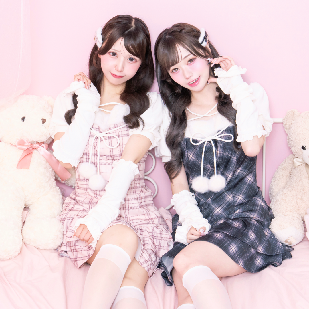 《LAFARY closet》ポンポンティアードワンピース