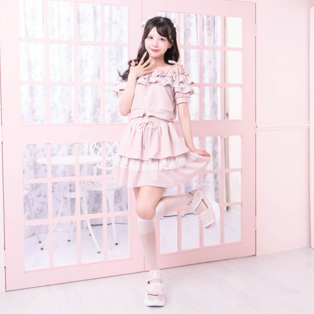 《LAFARY closet》オフショルスウェットセットアップ