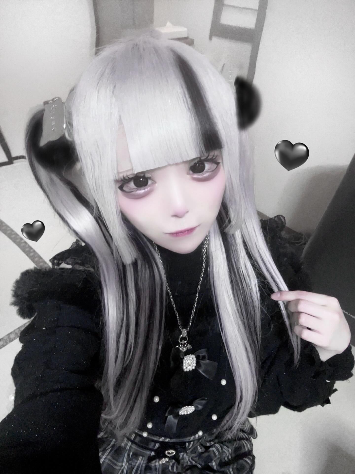 《mine》ポンポン猫ヘアゴム