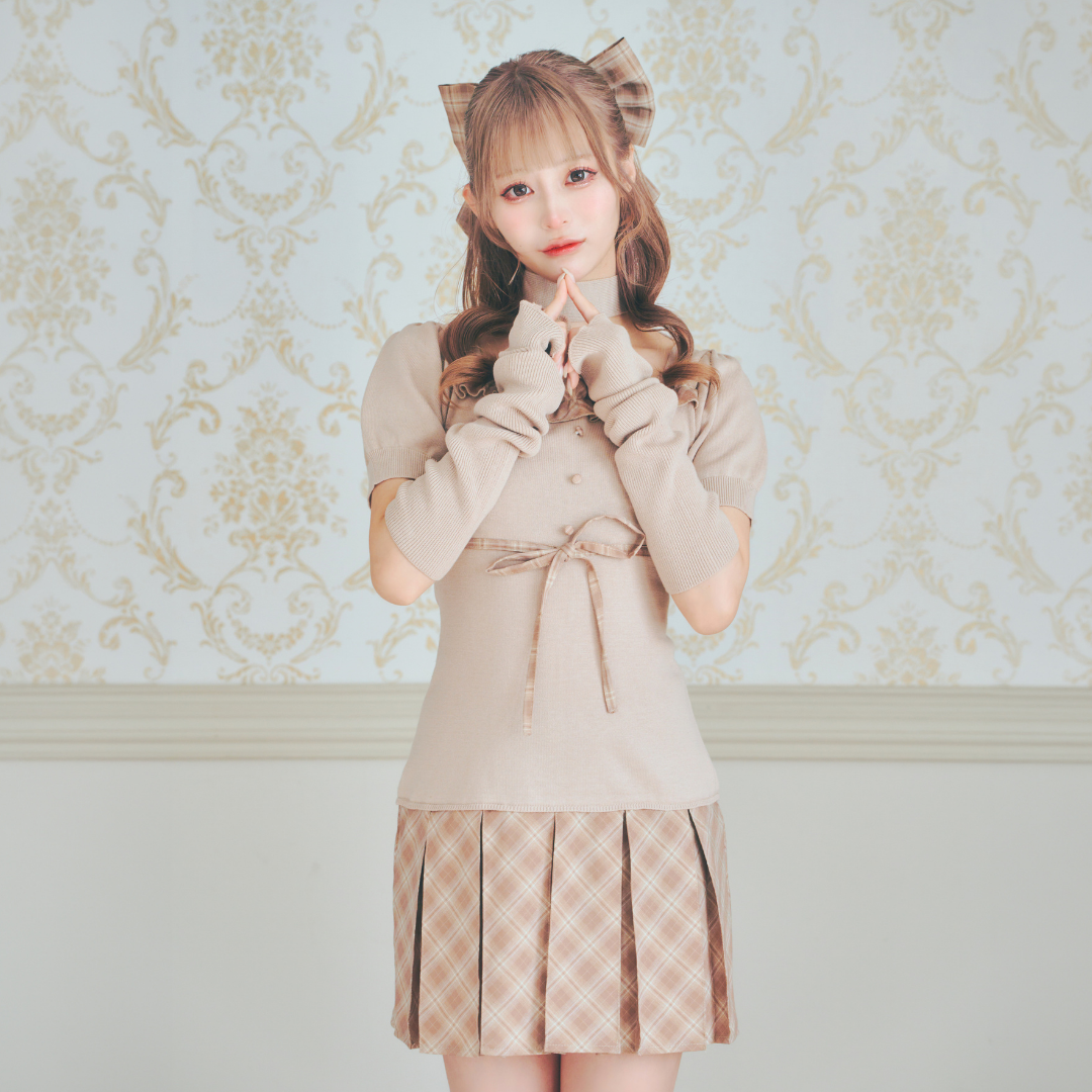 ベージュ:156cm