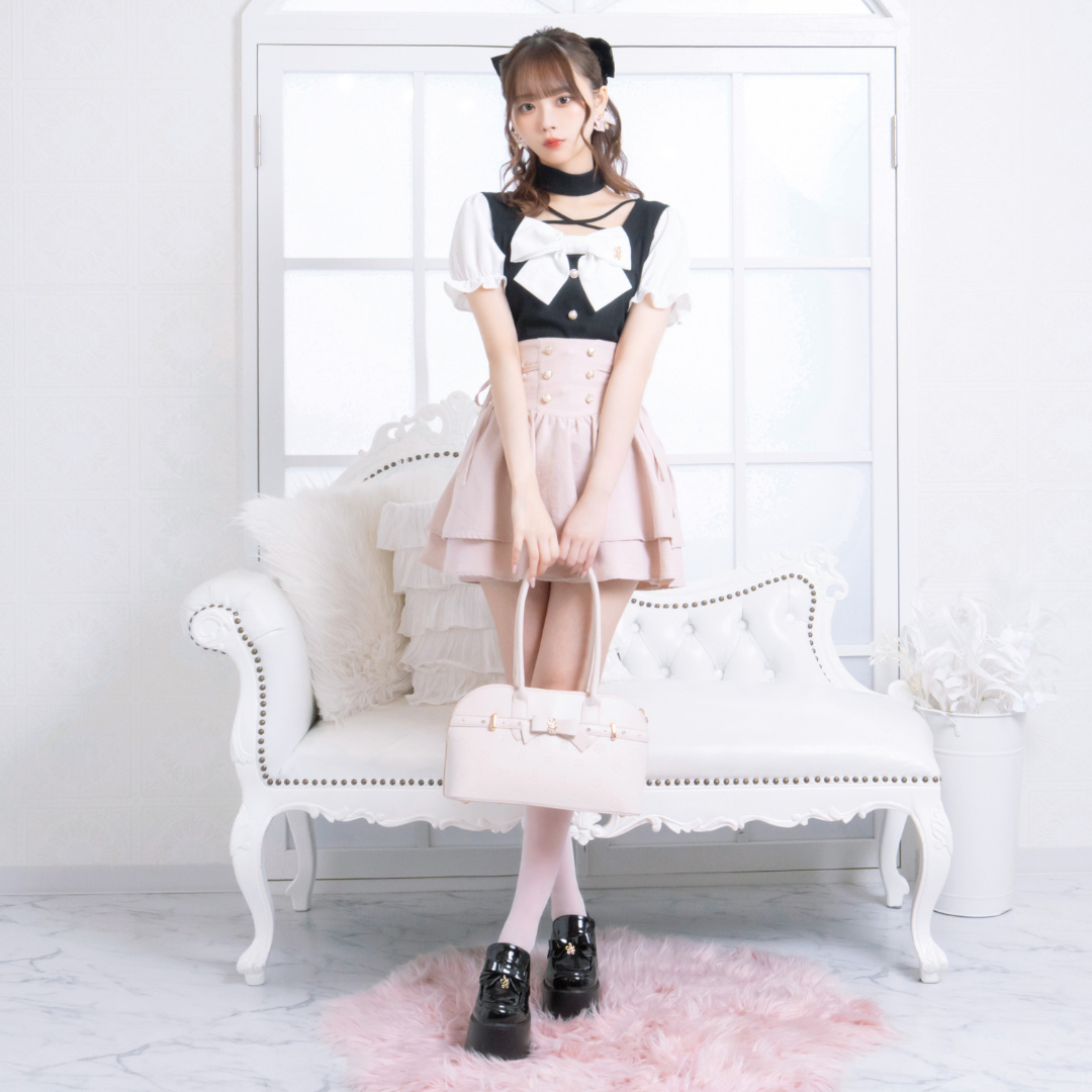 《LAFARY closet》ロゴエンボスボストンバッグ