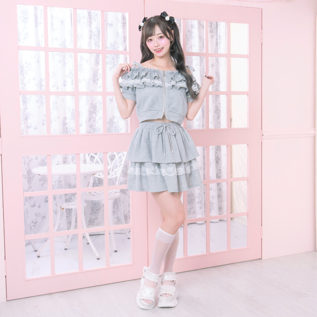 《LAFARY closet》オフショルスウェットセットアップ
