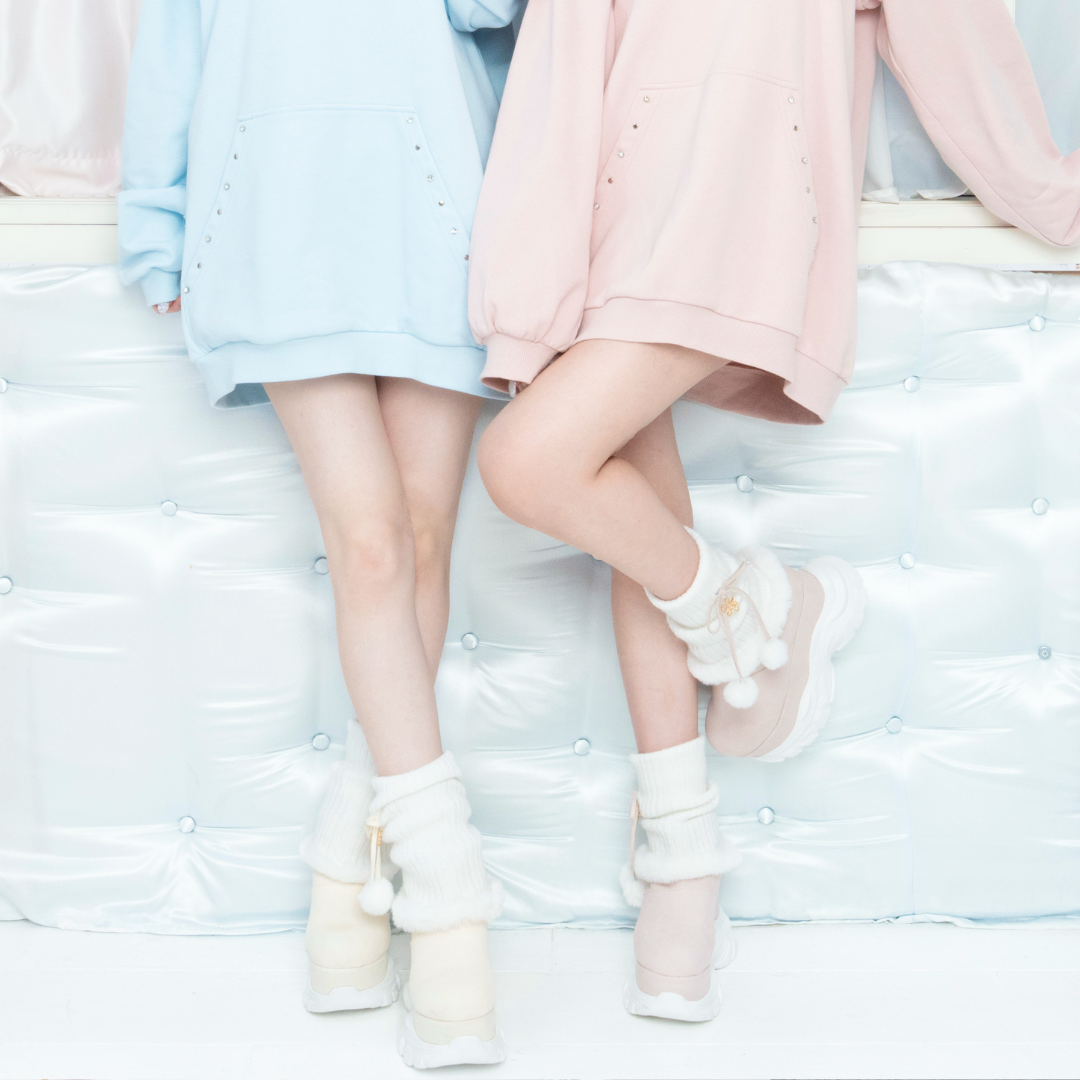 《LAFARY closet》ルーズニット厚底ブーツ