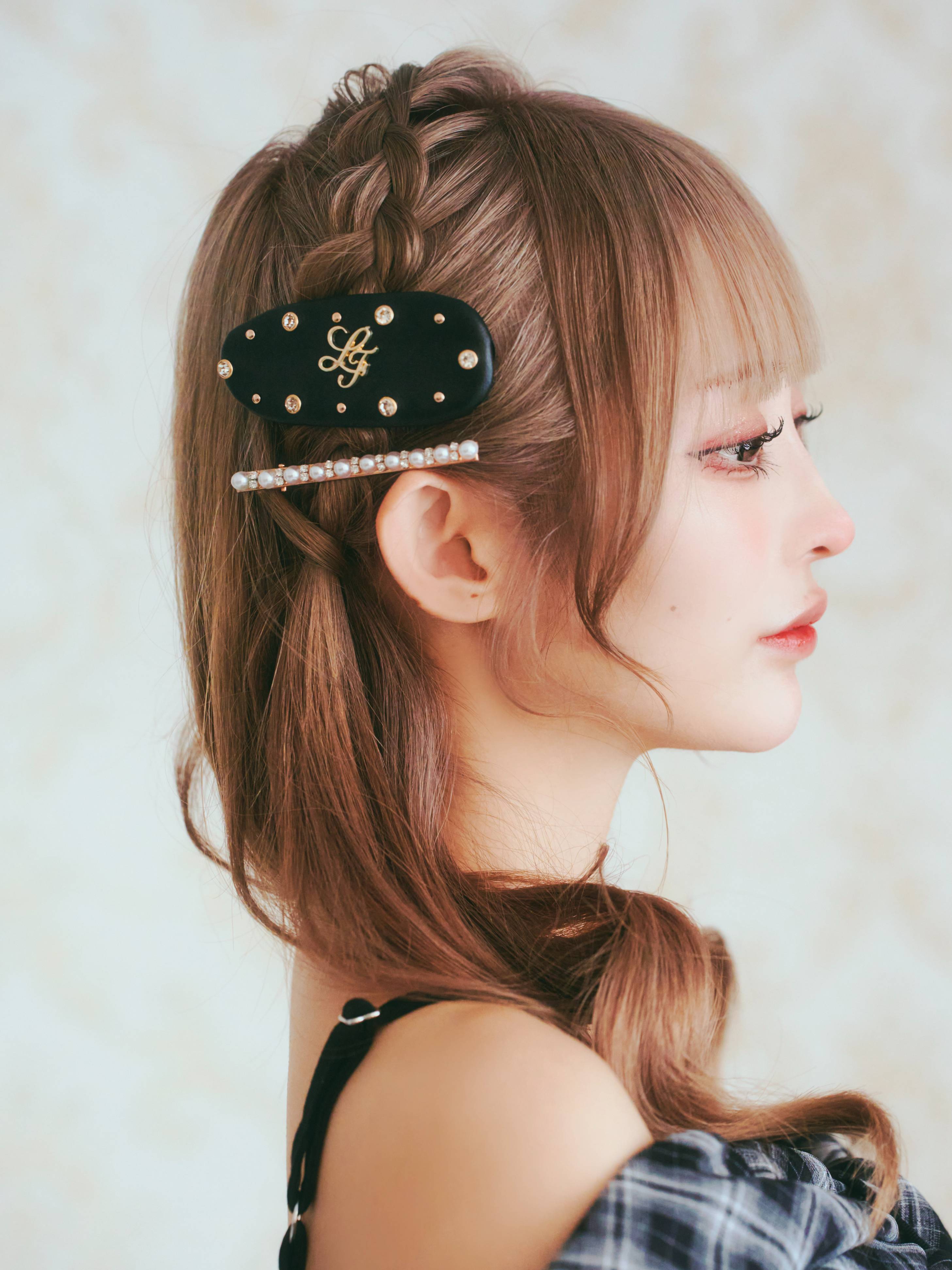 《LAFARY》合皮ロゴヘアピン