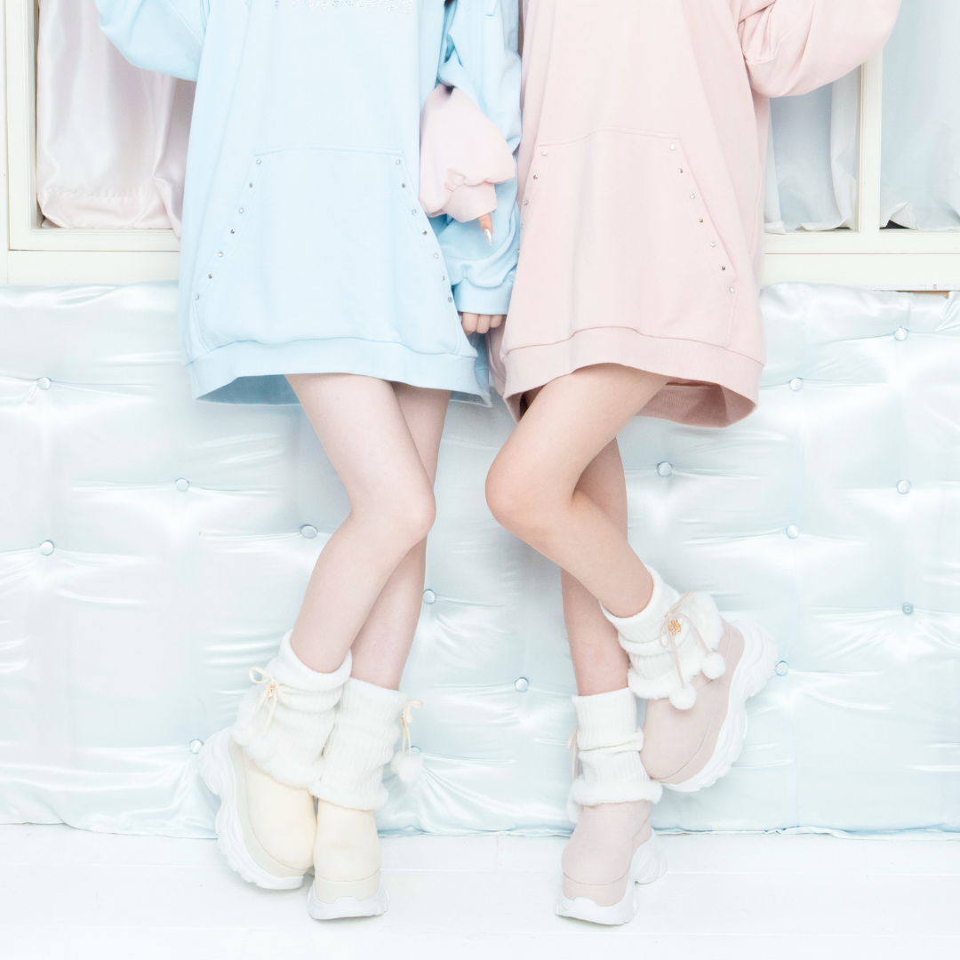 《LAFARY closet》ルーズニット厚底ブーツ