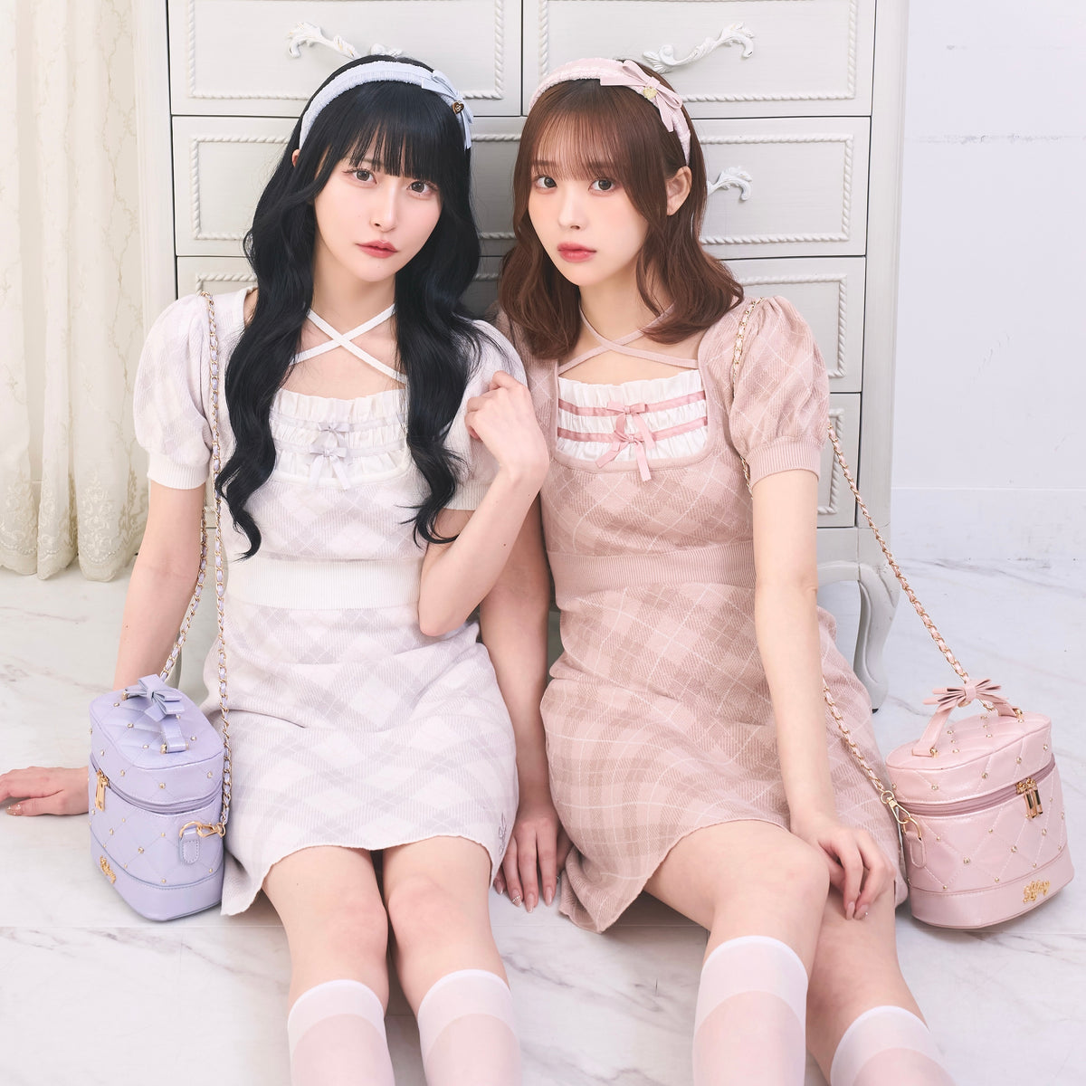 《LAFARY closet》ビジューキルティングバニティバッグ