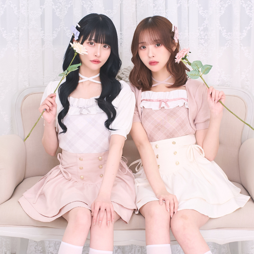 ホワイト:159cm/ピンク:161cm