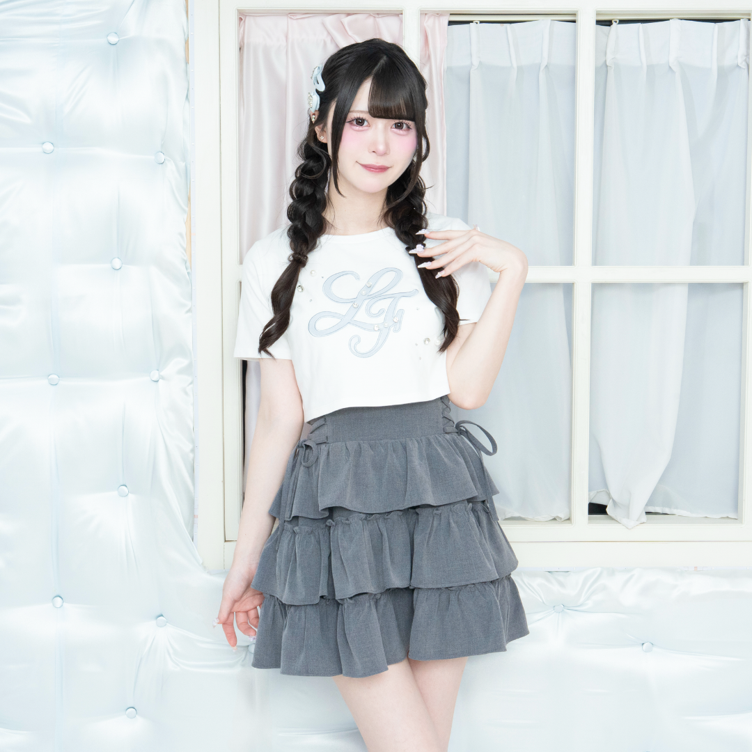 《LAFARY closet》合皮ロゴチビTシャツ