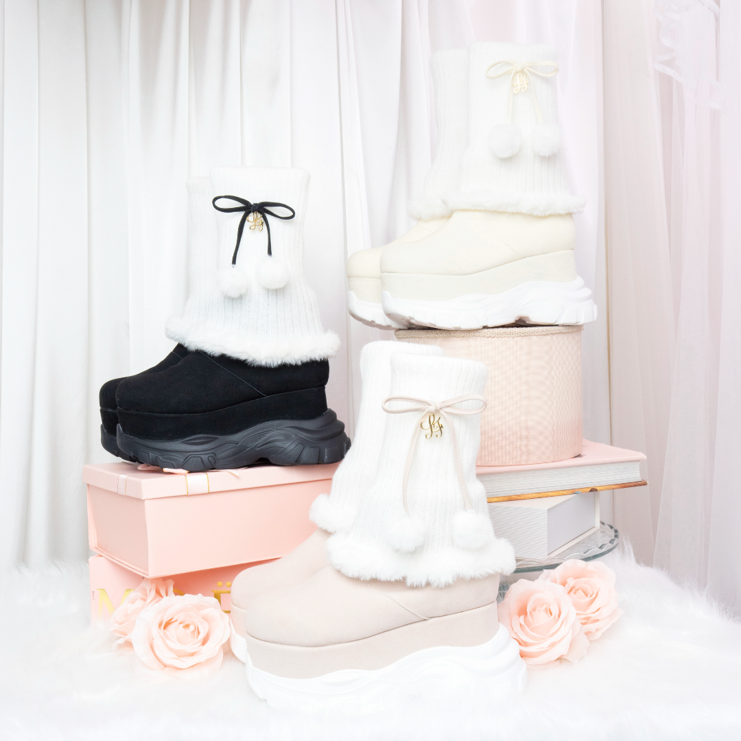 《LAFARY closet》ルーズニット厚底ブーツ