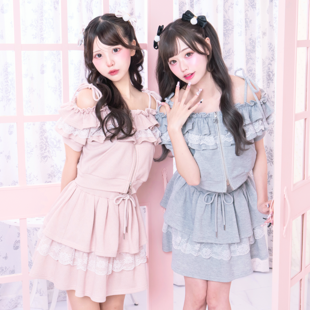 《LAFARY closet》オフショルスウェットセットアップ