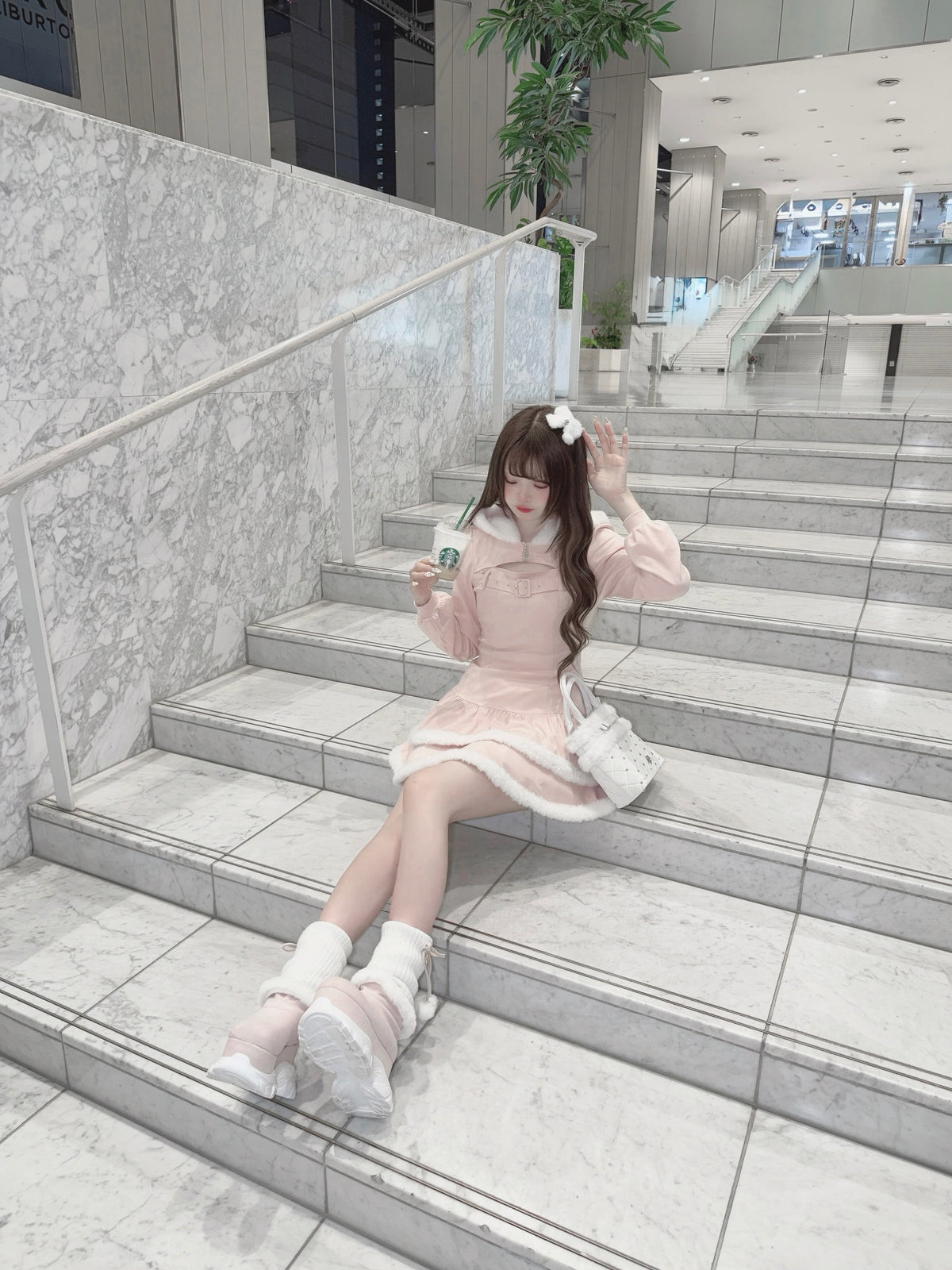 《LAFARY closet》ボアティアードパーカーワンピ